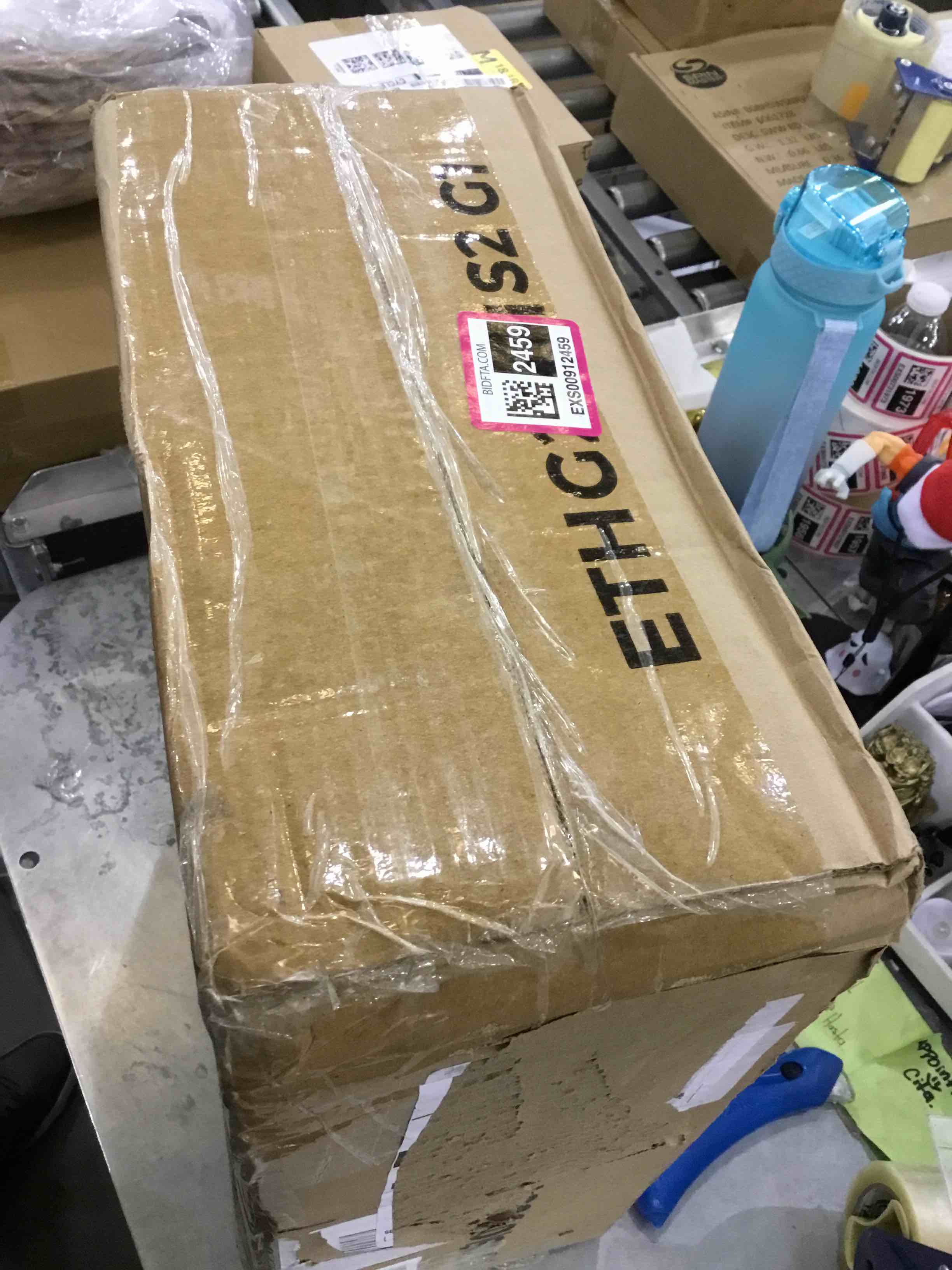 https://s3.amazonaws.com/lotting-images-prod/bidfta/EXS00912459_1703004766012.jpeg
