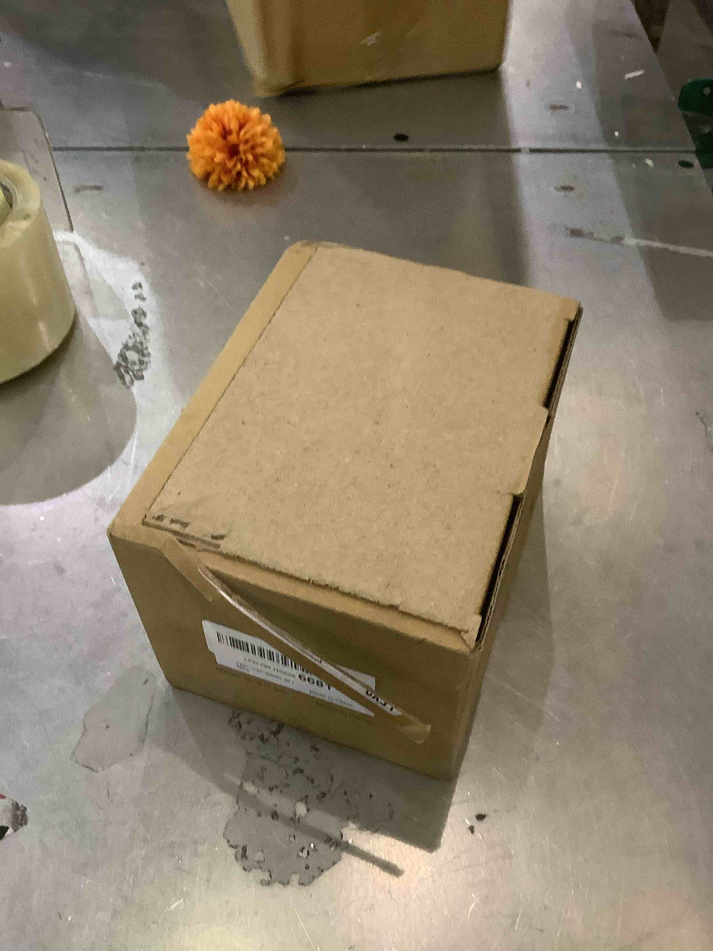 https://s3.amazonaws.com/lotting-images-prod/bidfta/EXS00912814_1704742242532.jpeg