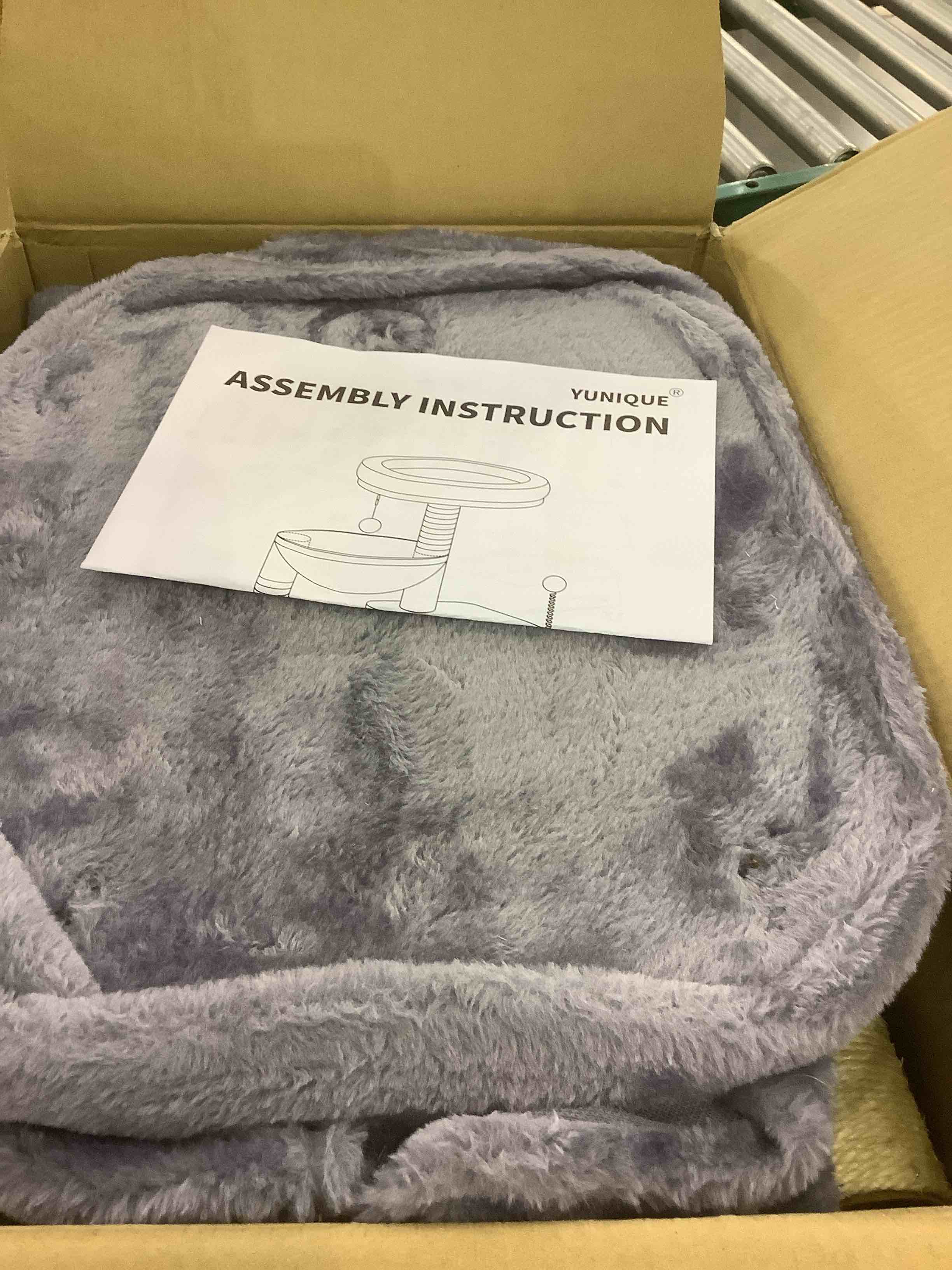 https://s3.amazonaws.com/lotting-images-prod/bidfta/EXS00912899_1704807923469.jpeg