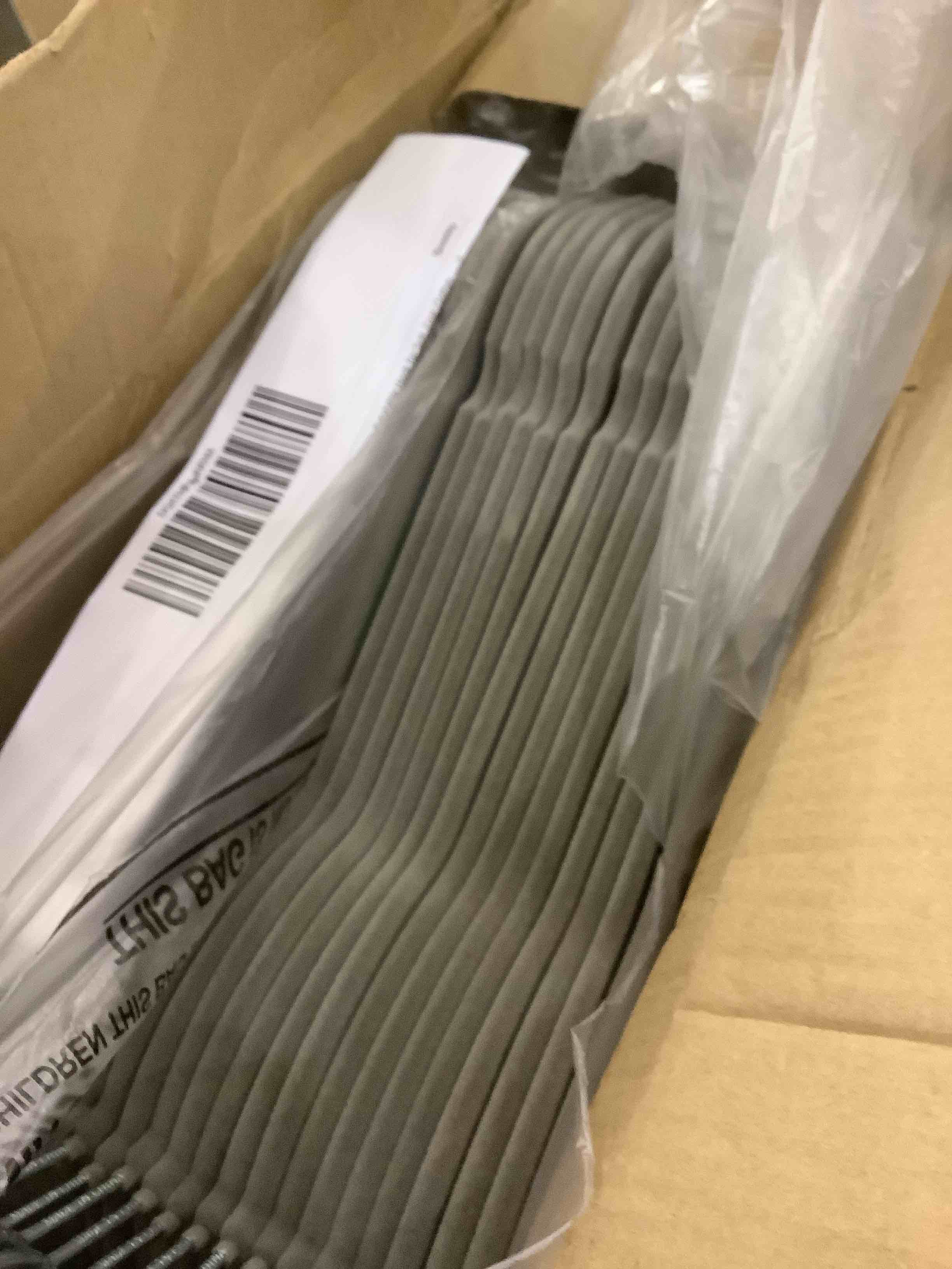 https://s3.amazonaws.com/lotting-images-prod/bidfta/EXS00912942_1704816206827.jpeg