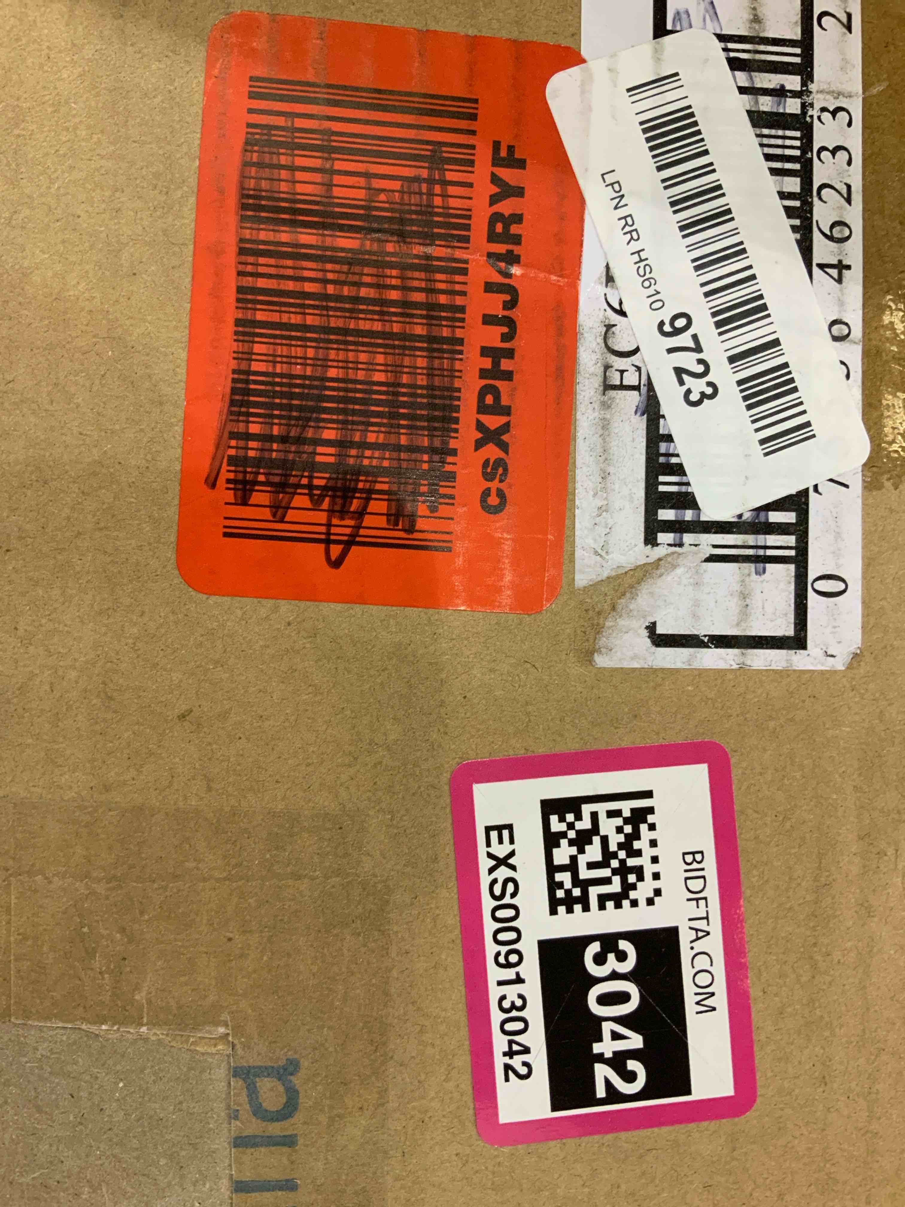 https://s3.amazonaws.com/lotting-images-prod/bidfta/EXS00913042_1701791759623.jpeg