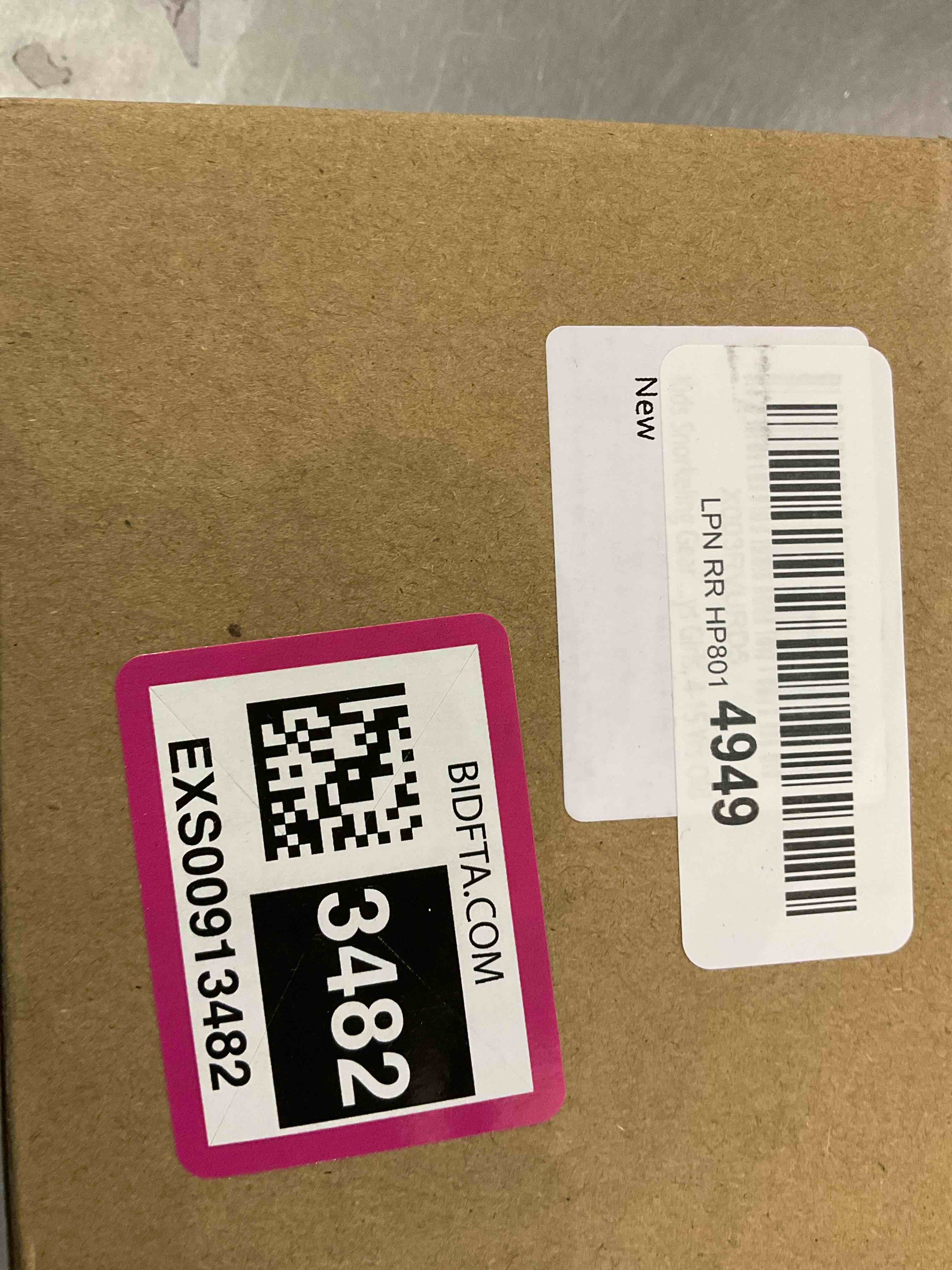 https://s3.amazonaws.com/lotting-images-prod/bidfta/EXS00913482_1702404397213.jpeg