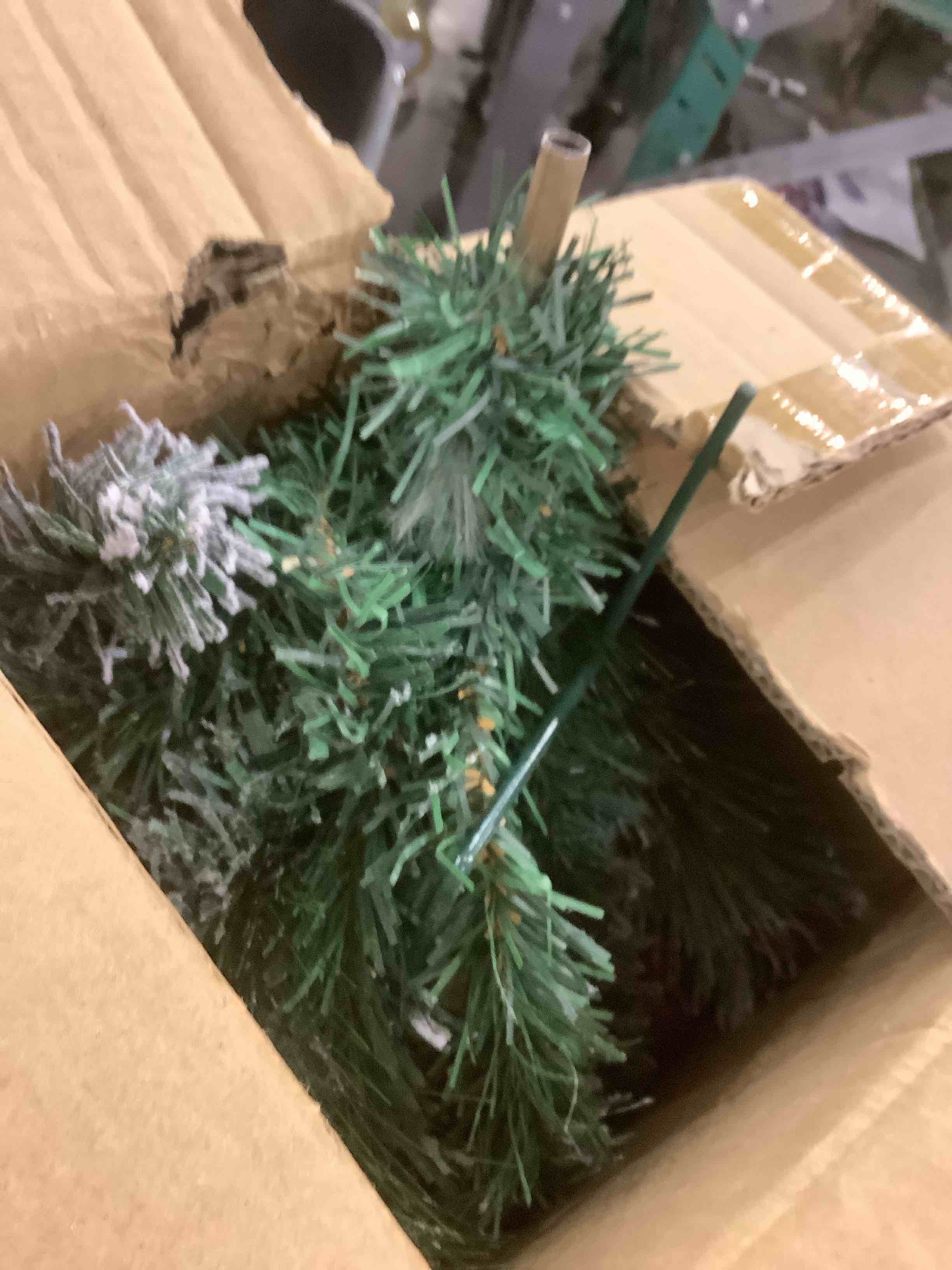https://s3.amazonaws.com/lotting-images-prod/bidfta/EXS00914215_1701695894490.jpeg