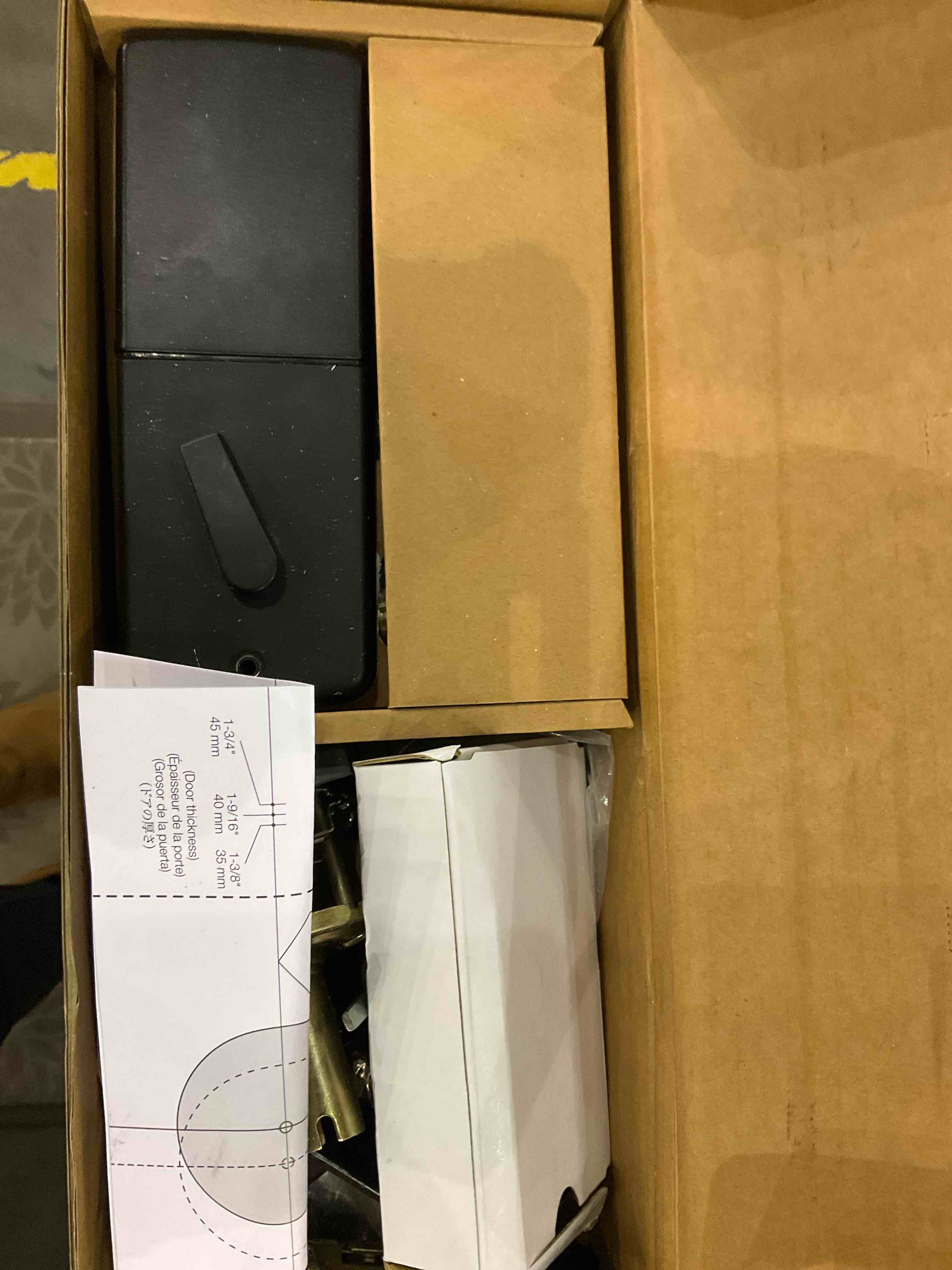 https://s3.amazonaws.com/lotting-images-prod/bidfta/EXS00914667_1702557958399.jpeg