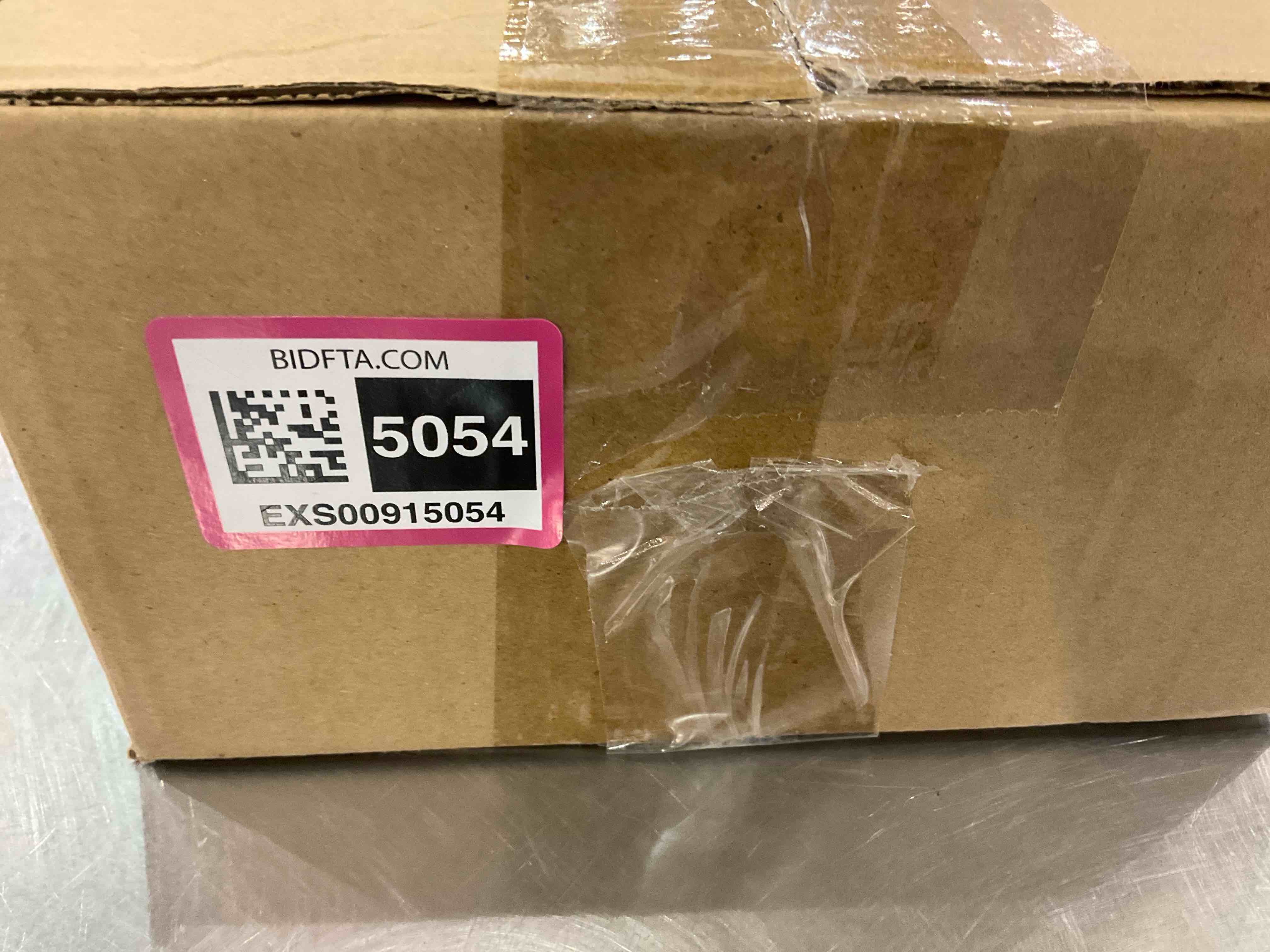https://s3.amazonaws.com/lotting-images-prod/bidfta/EXS00915054_1701787095794.jpeg