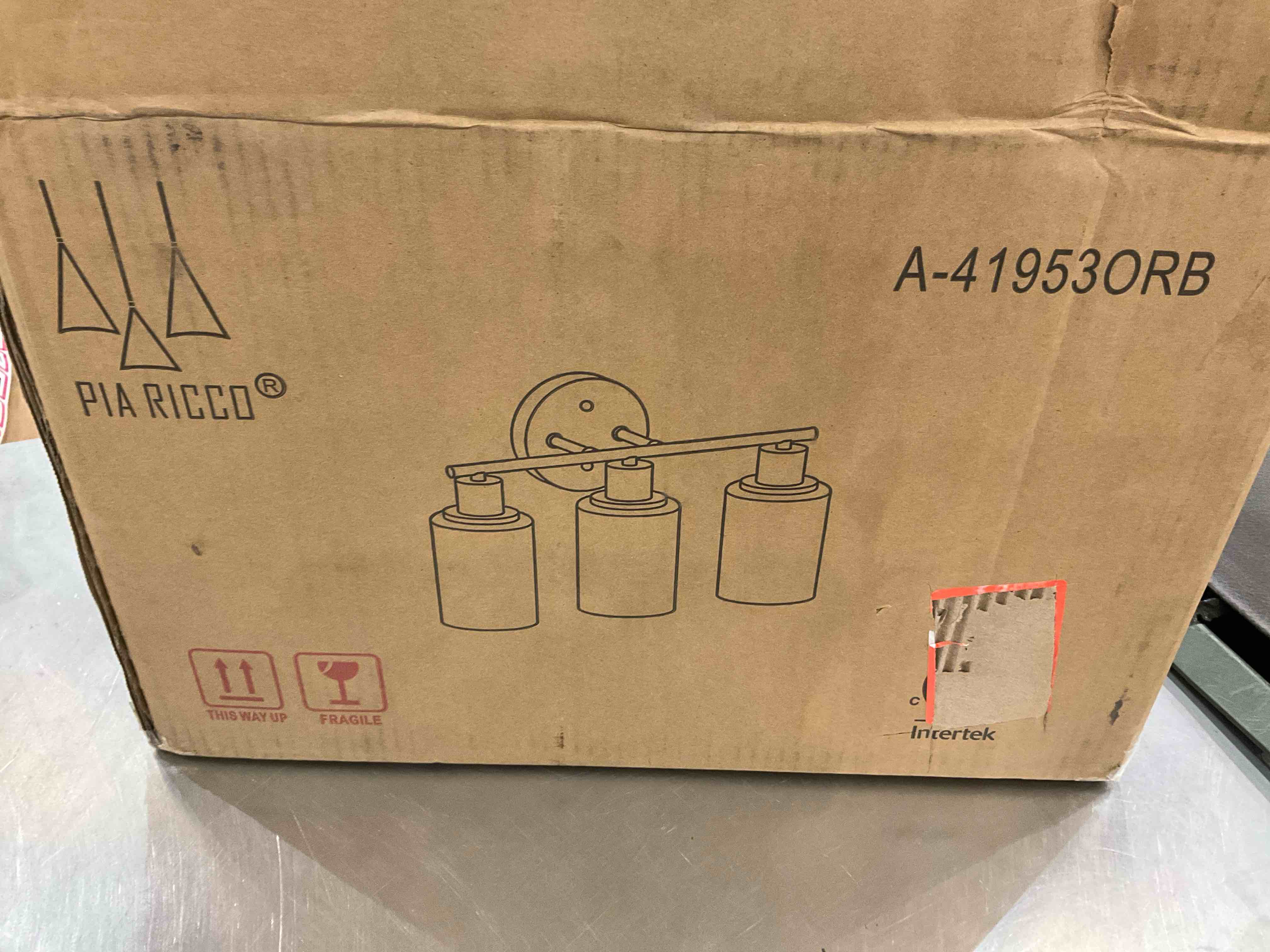 https://s3.amazonaws.com/lotting-images-prod/bidfta/EXS00915102_1701794345458.jpeg