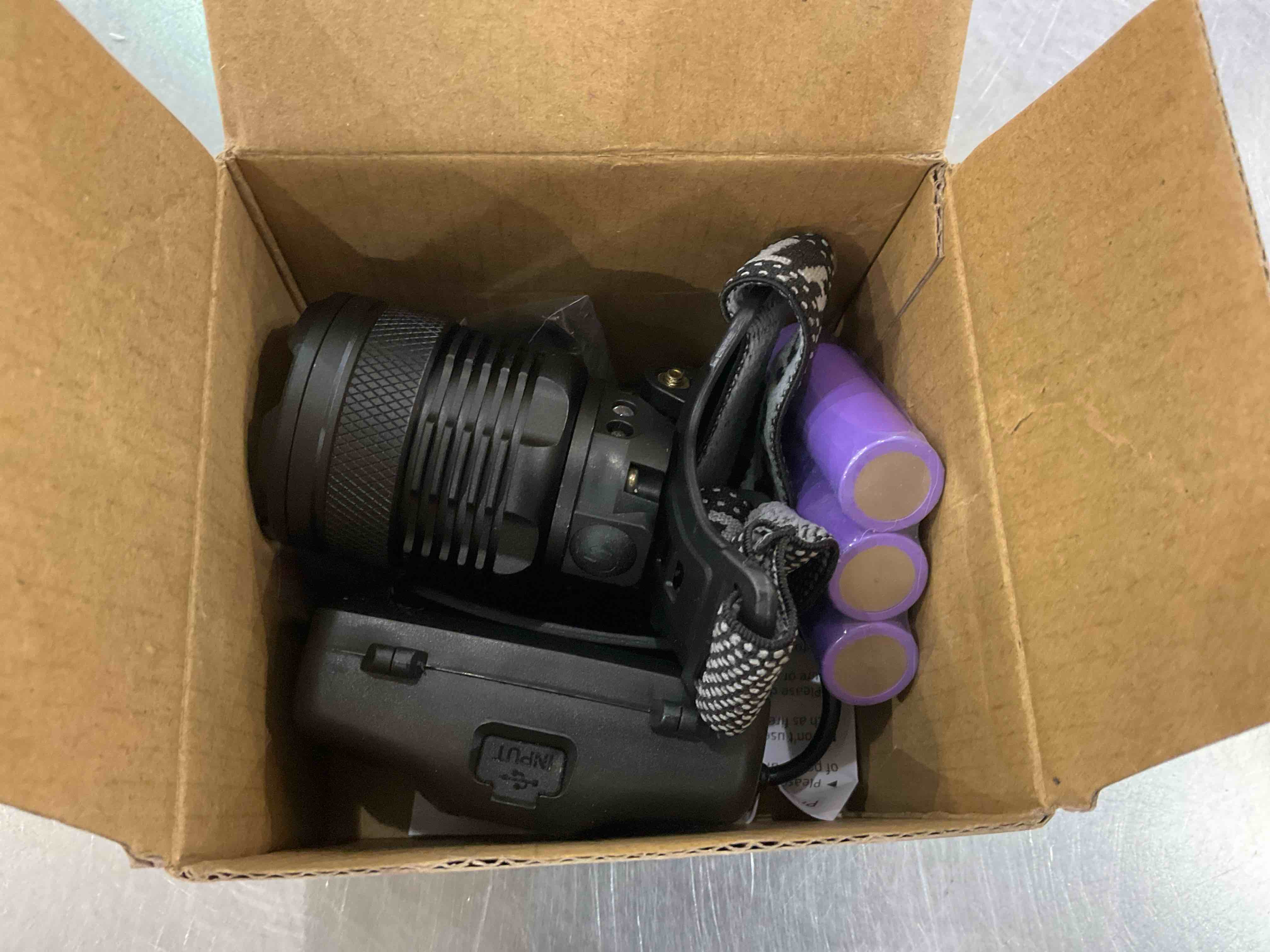 https://s3.amazonaws.com/lotting-images-prod/bidfta/EXS00915159_1701807162908.jpeg