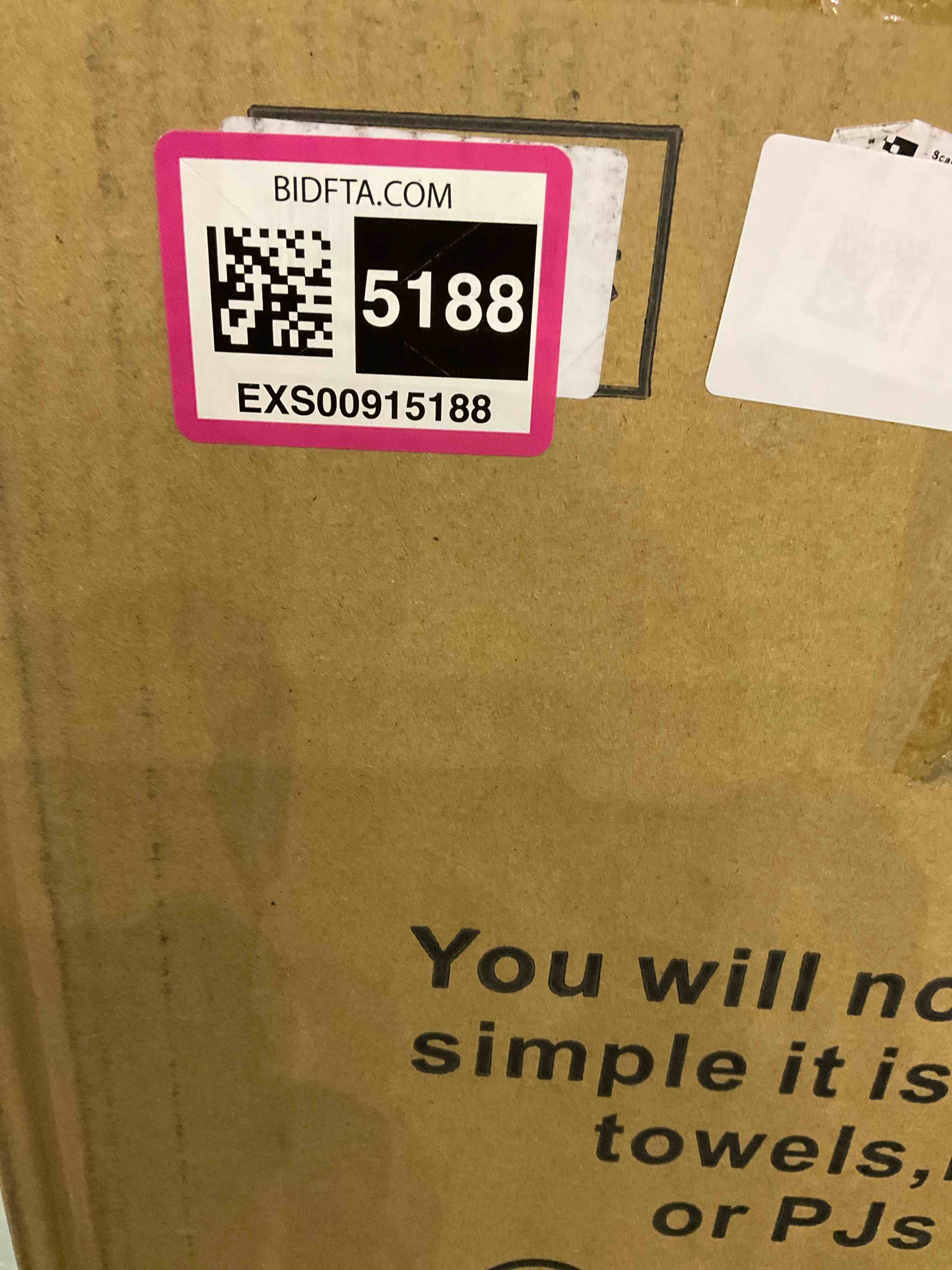 https://s3.amazonaws.com/lotting-images-prod/bidfta/EXS00915188_1701868514914.jpeg