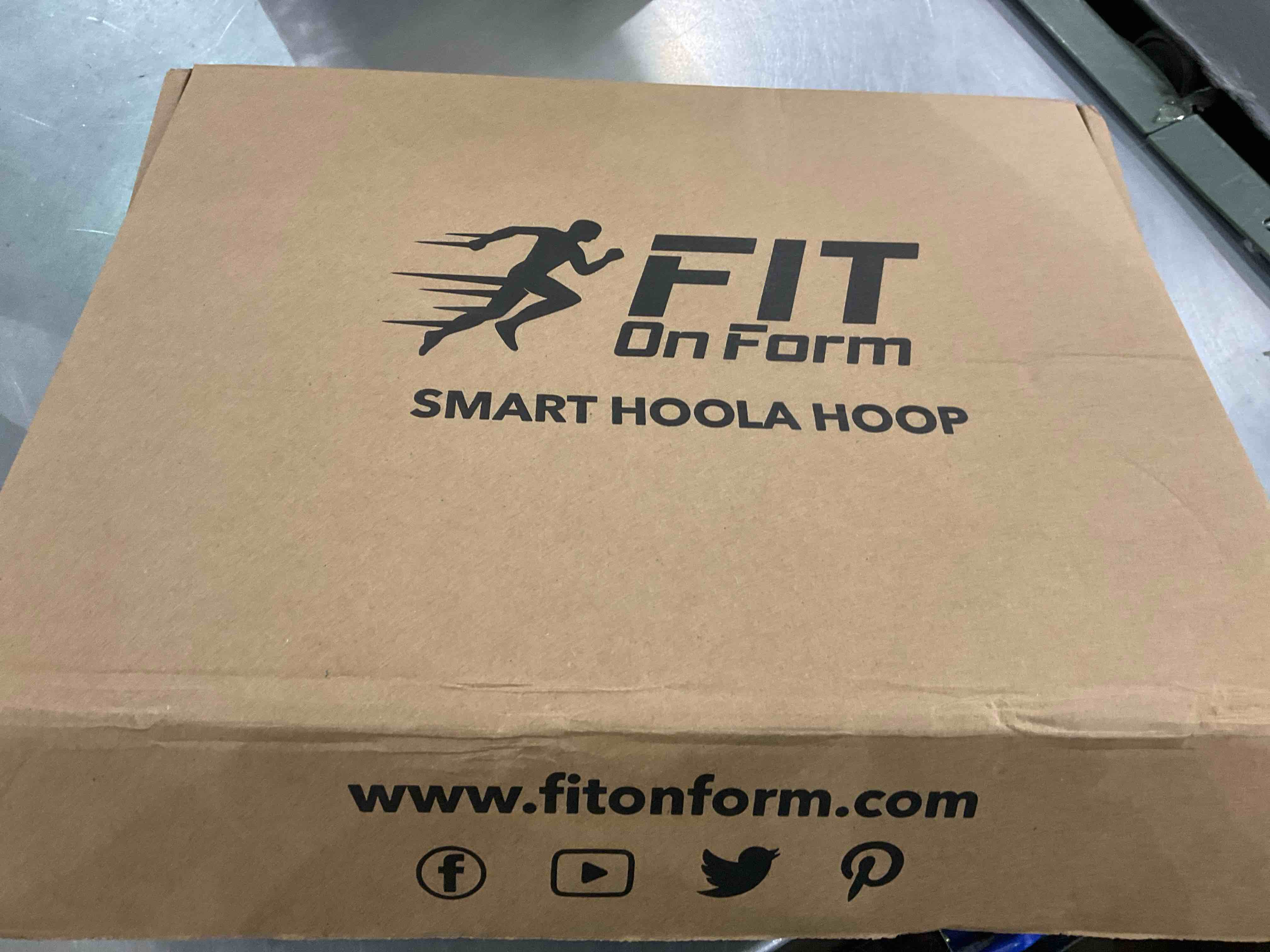 https://s3.amazonaws.com/lotting-images-prod/bidfta/EXS00915320_1701962943101.jpeg