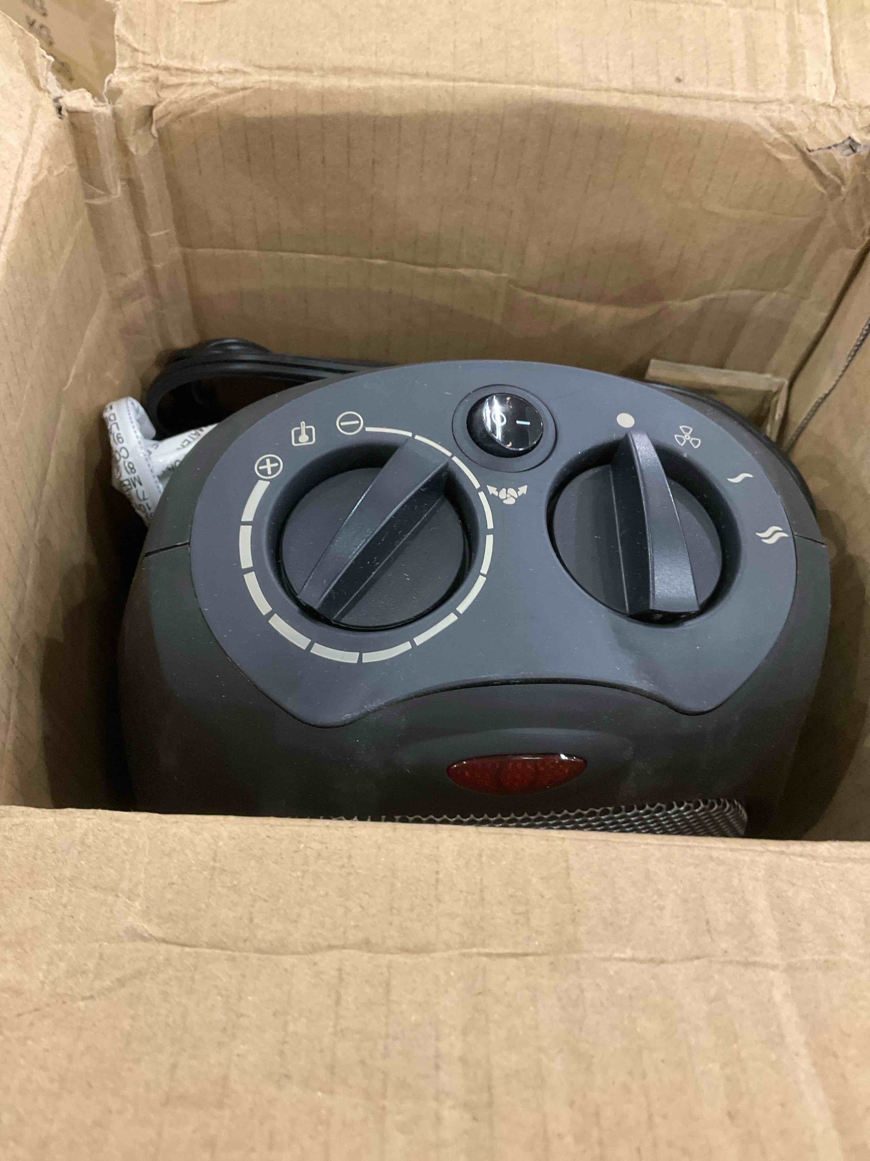 https://s3.amazonaws.com/lotting-images-prod/bidfta/EXS00915433_1702058325497.jpeg