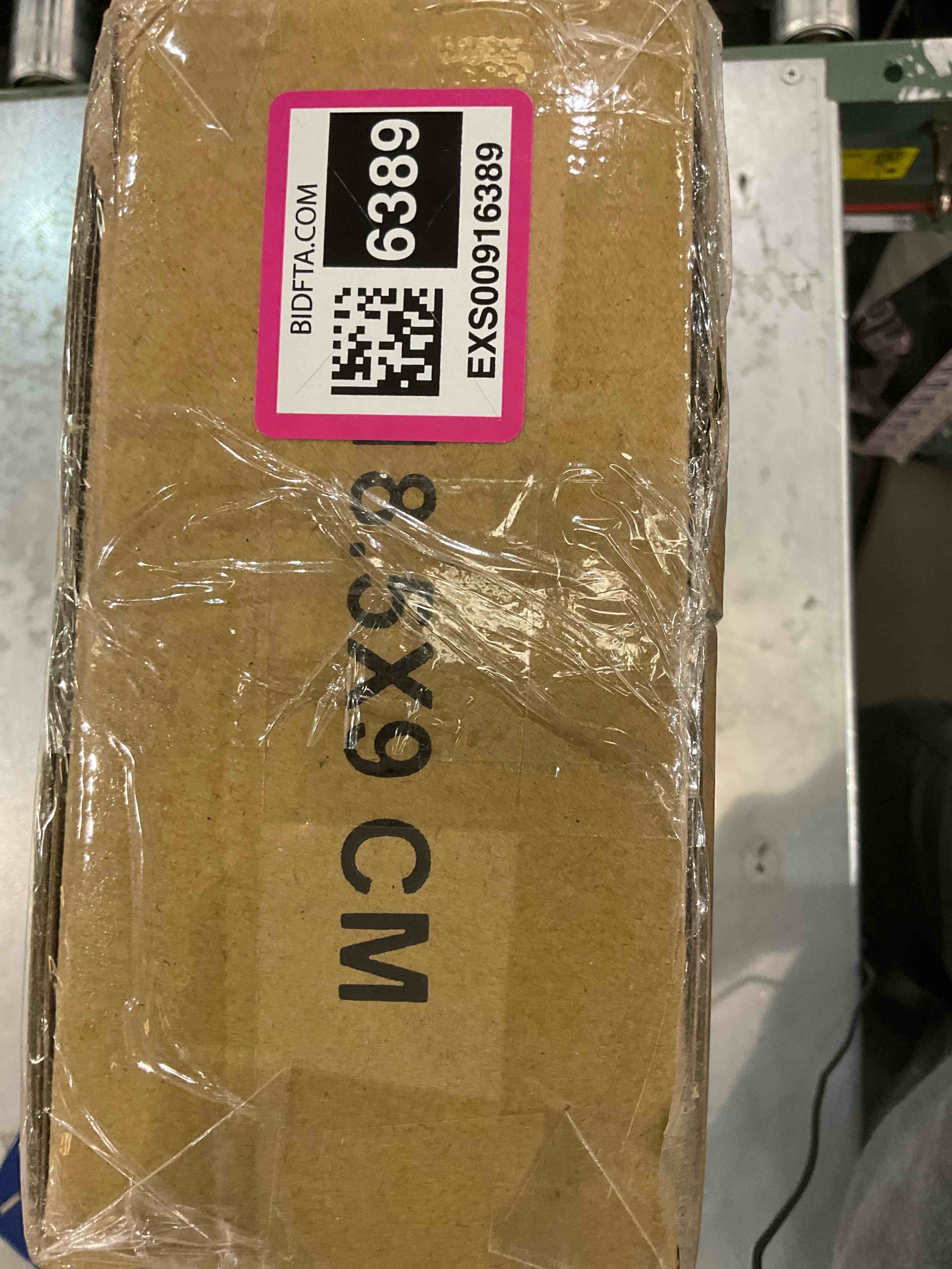 https://s3.amazonaws.com/lotting-images-prod/bidfta/EXS00916389_1704742668470.jpeg