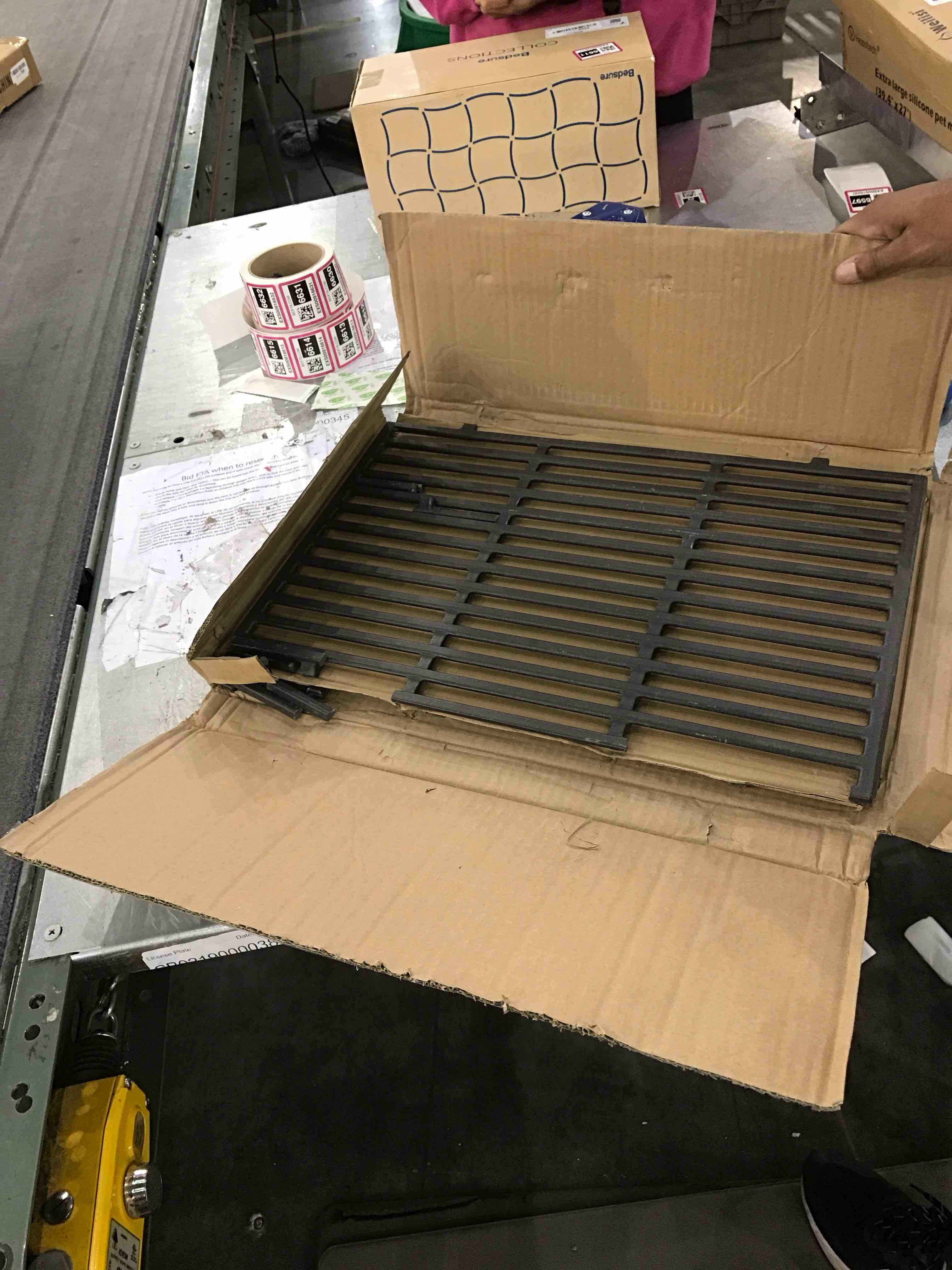 https://s3.amazonaws.com/lotting-images-prod/bidfta/EXS00916599_1701696741590.jpeg