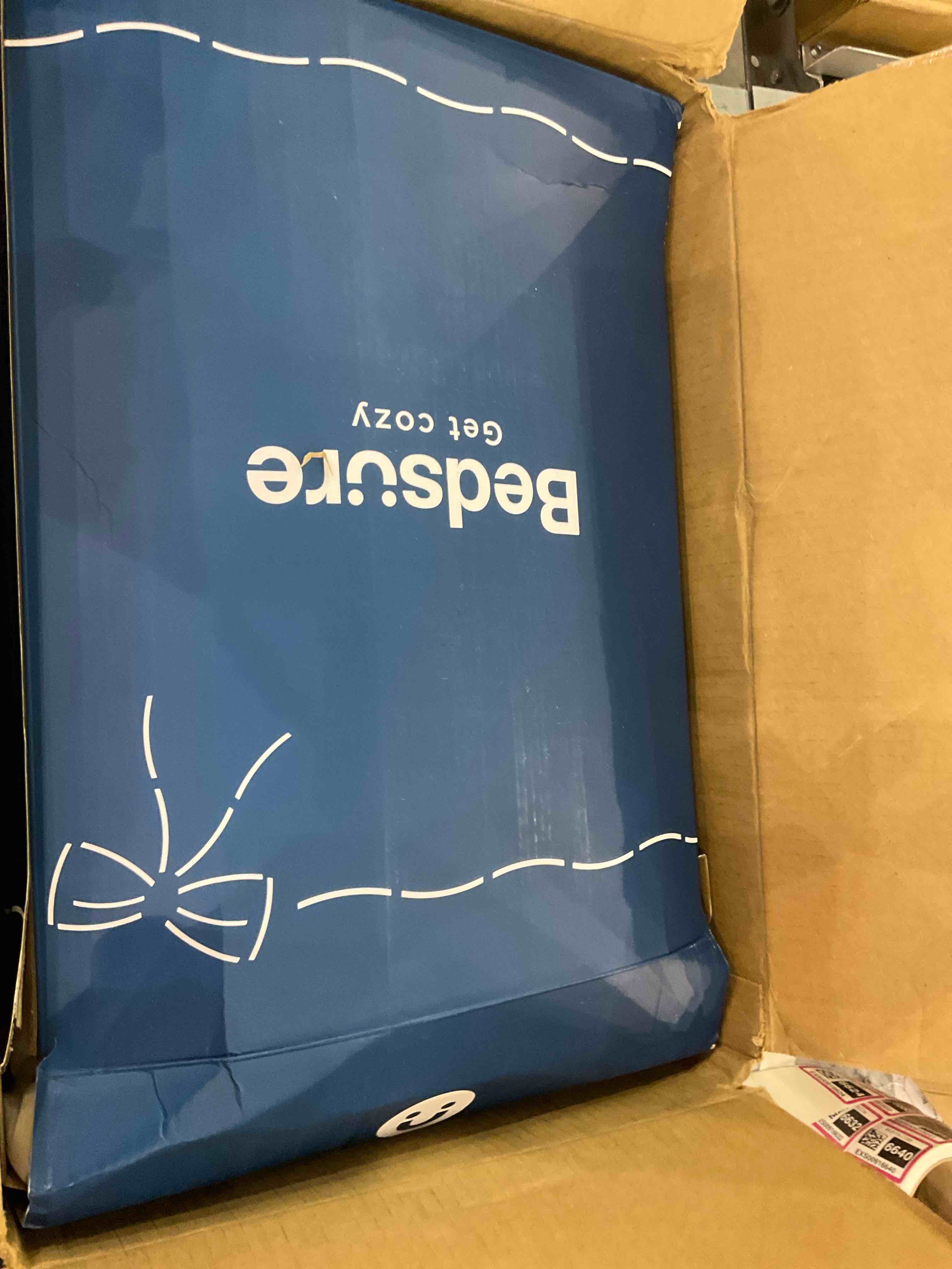 https://s3.amazonaws.com/lotting-images-prod/bidfta/EXS00916623_1701697729522.jpeg