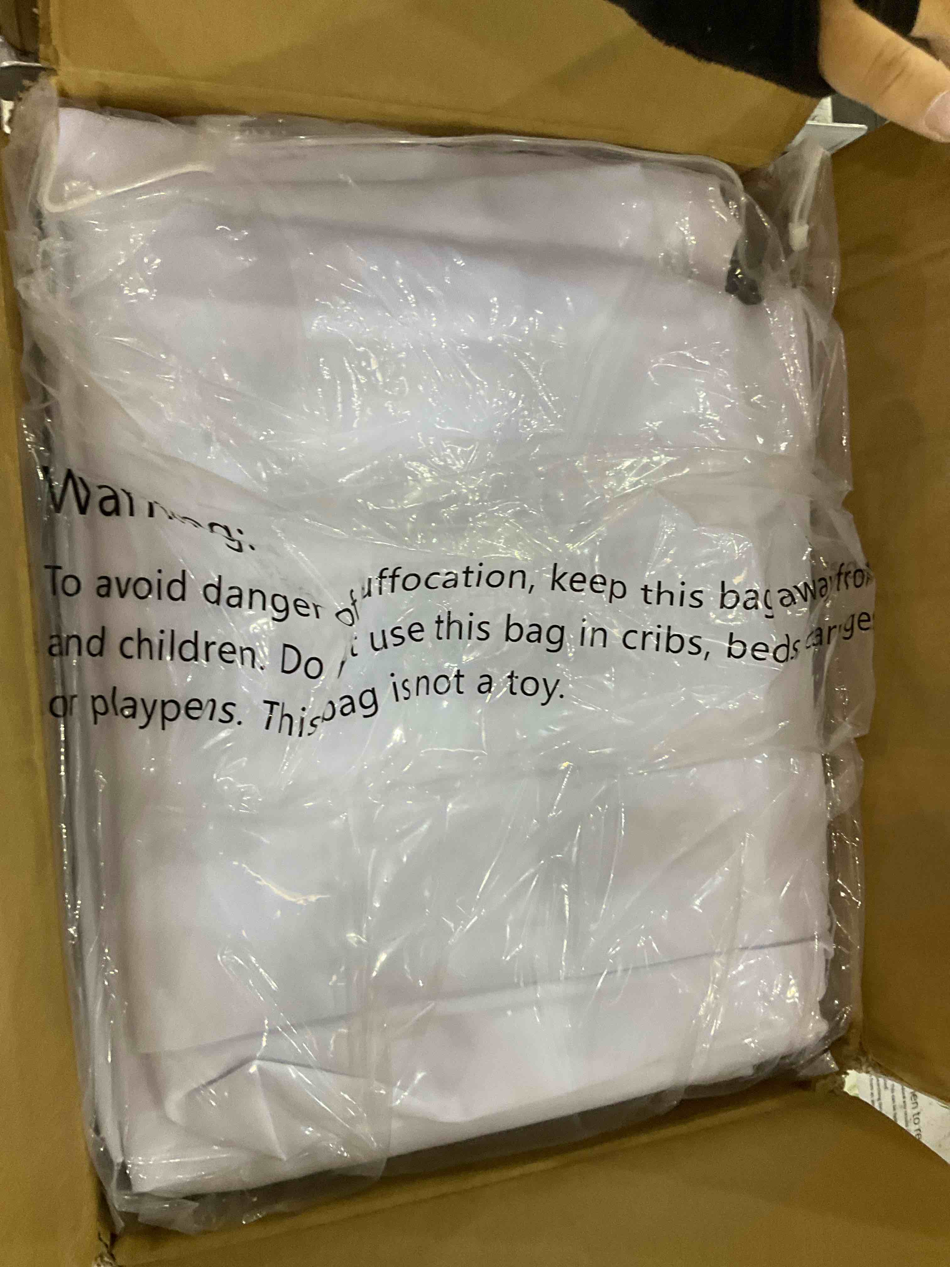 https://s3.amazonaws.com/lotting-images-prod/bidfta/EXS00916630_1701698220309.jpeg