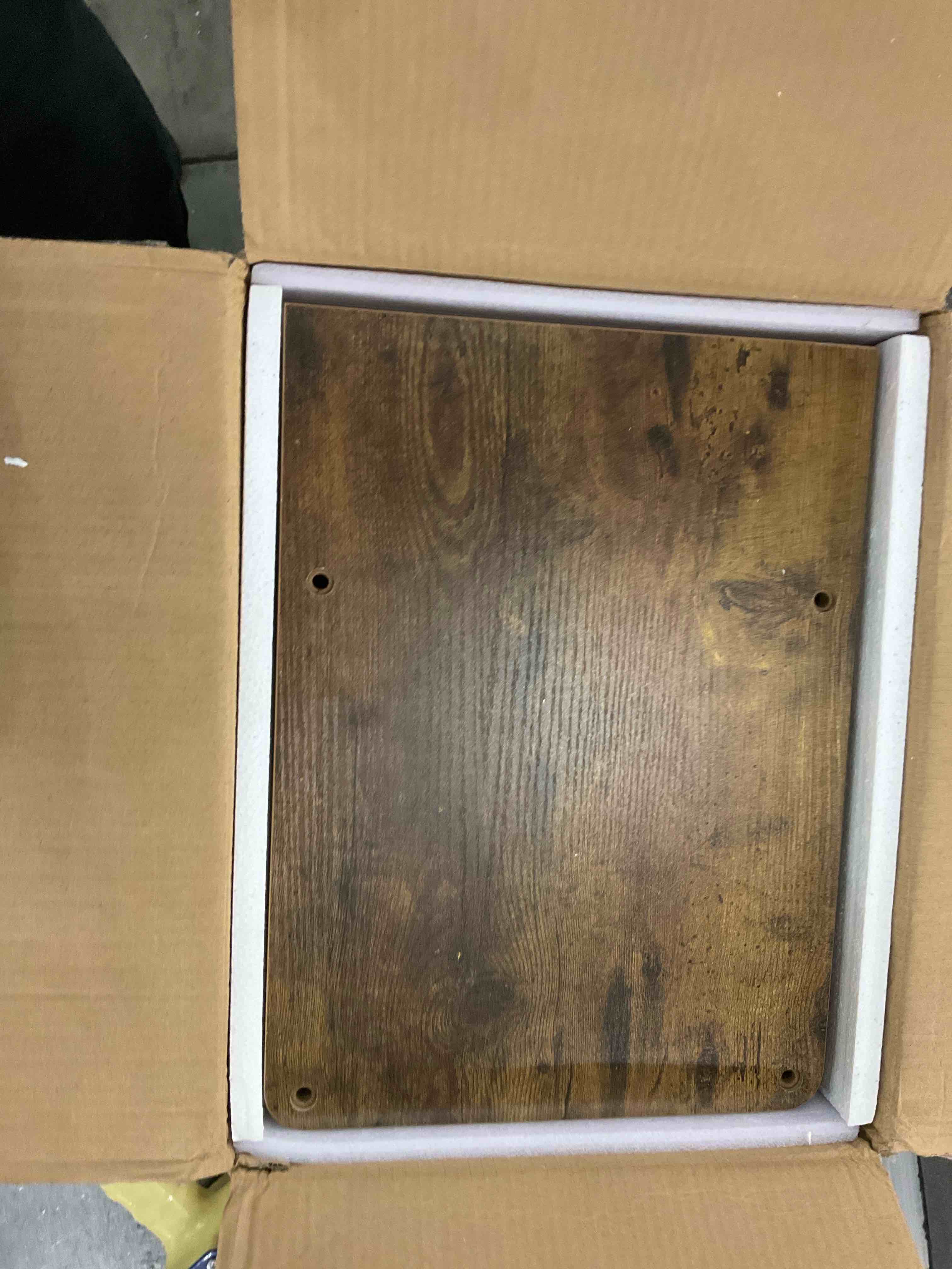 https://s3.amazonaws.com/lotting-images-prod/bidfta/EXS00916908_1701714454315.jpeg