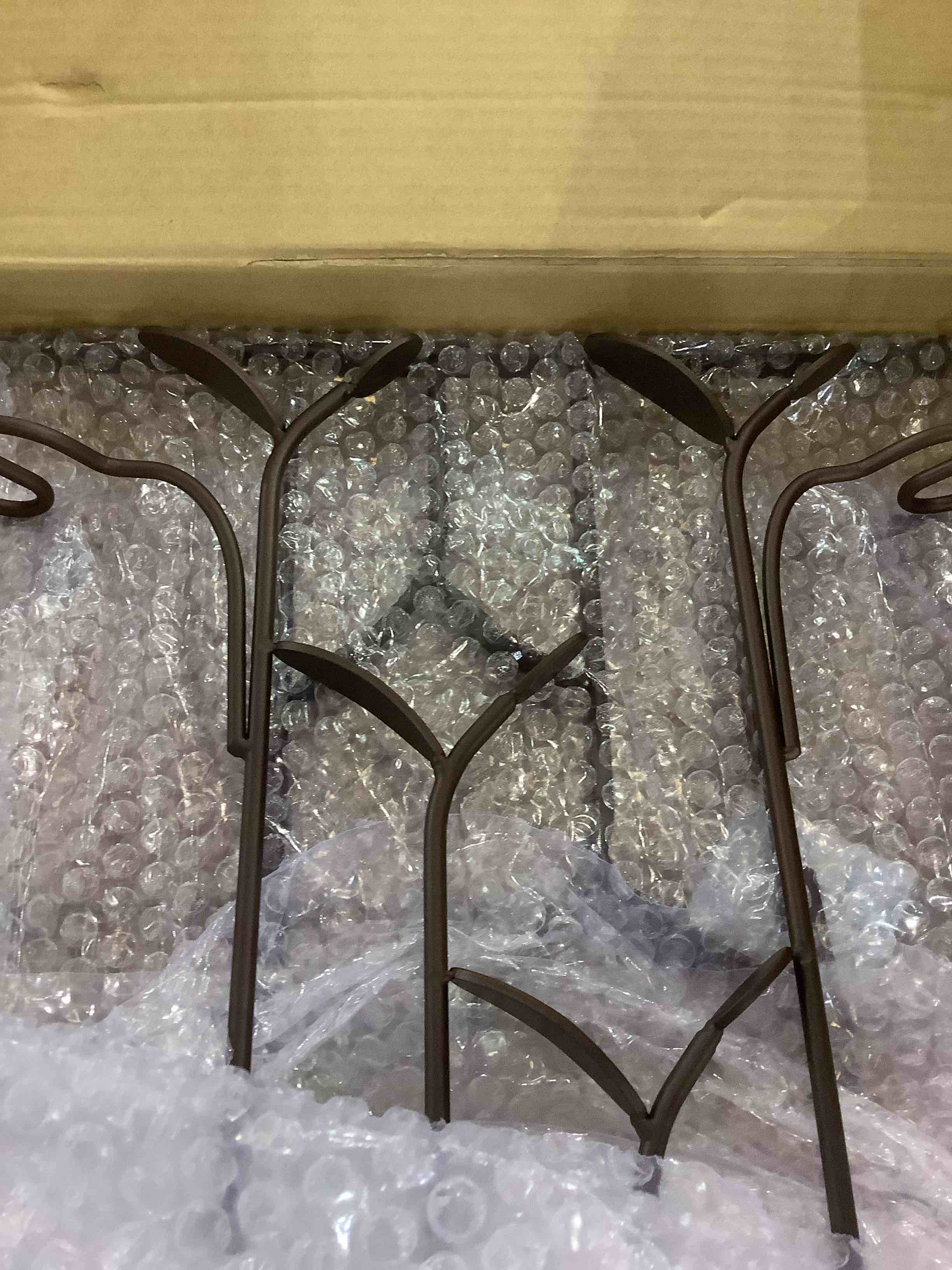 https://s3.amazonaws.com/lotting-images-prod/bidfta/EXS00917153_1701806568641.jpeg