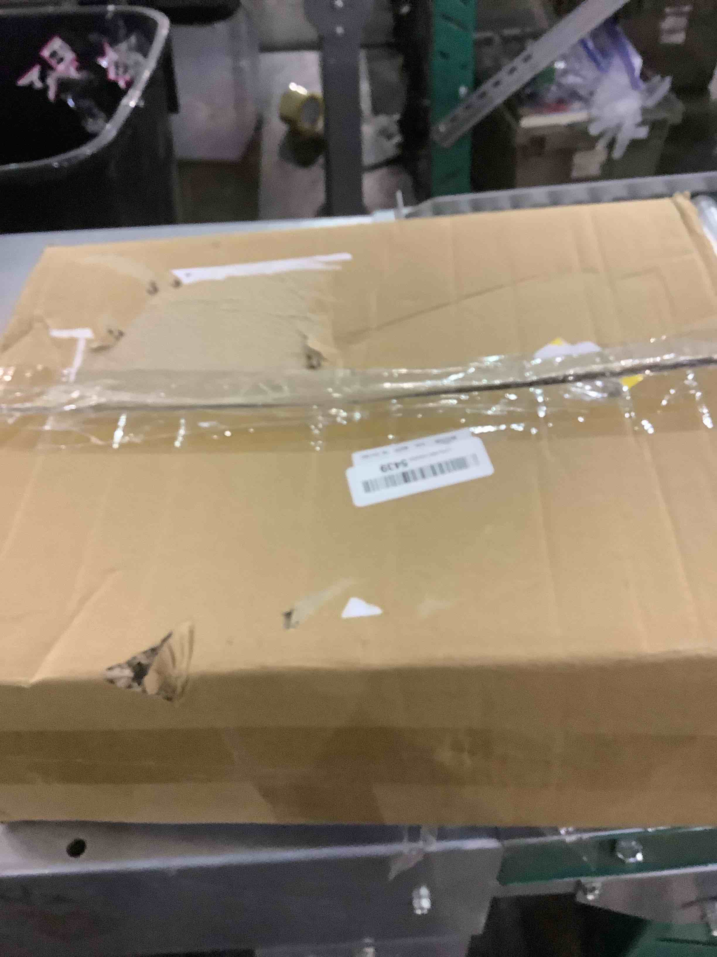 https://s3.amazonaws.com/lotting-images-prod/bidfta/EXS00917165_1701864047317.jpeg