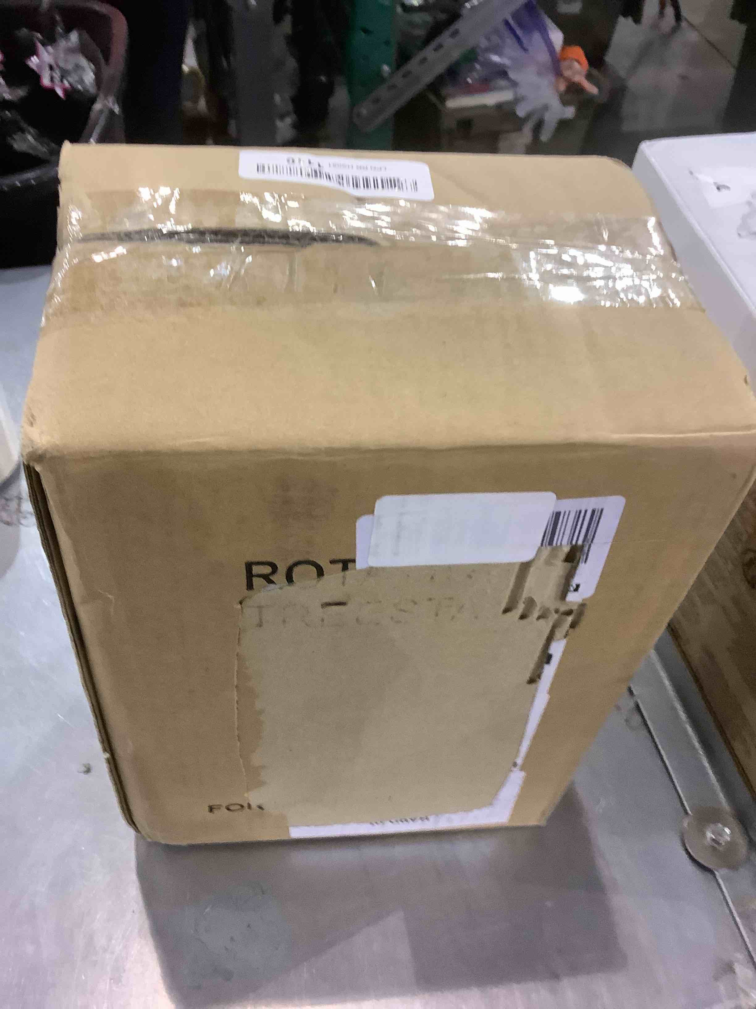 https://s3.amazonaws.com/lotting-images-prod/bidfta/EXS00917188_1701866492892.jpeg
