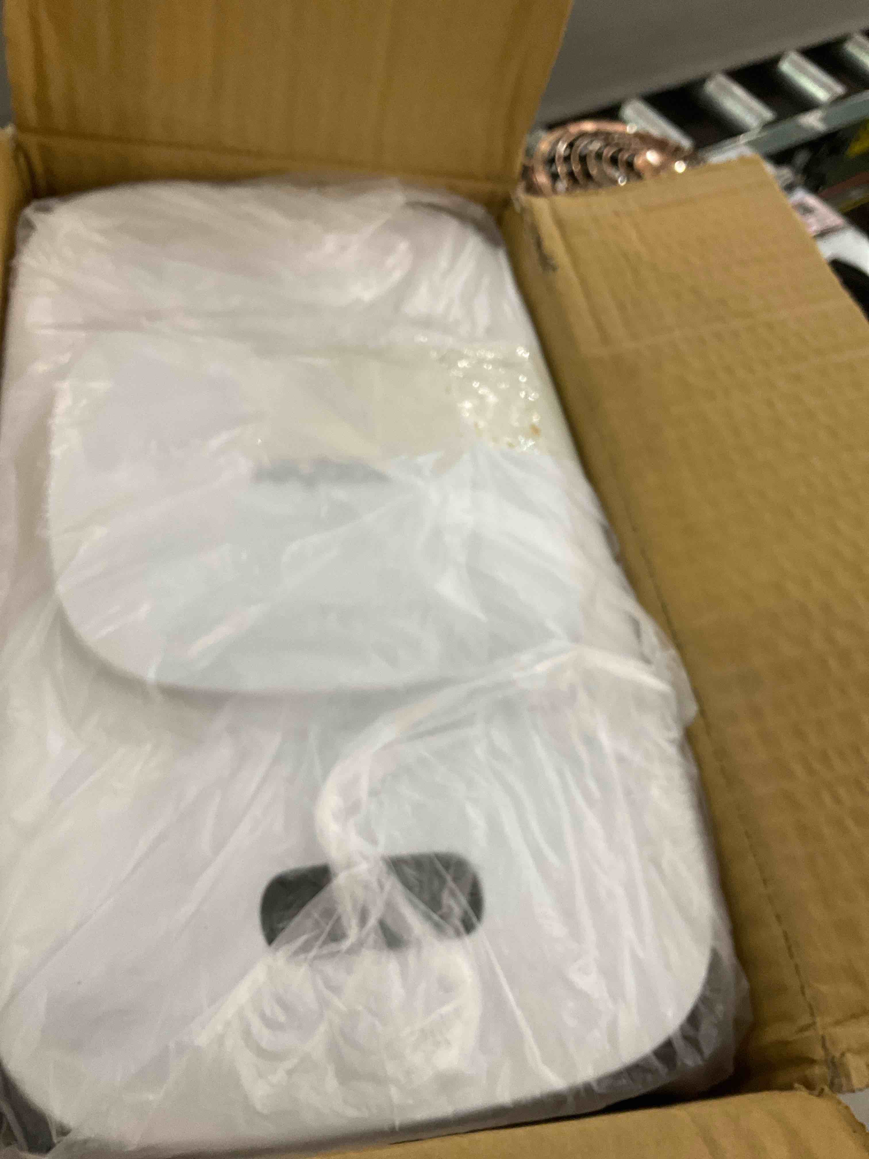 https://s3.amazonaws.com/lotting-images-prod/bidfta/EXS00917935_1705505335703.jpeg