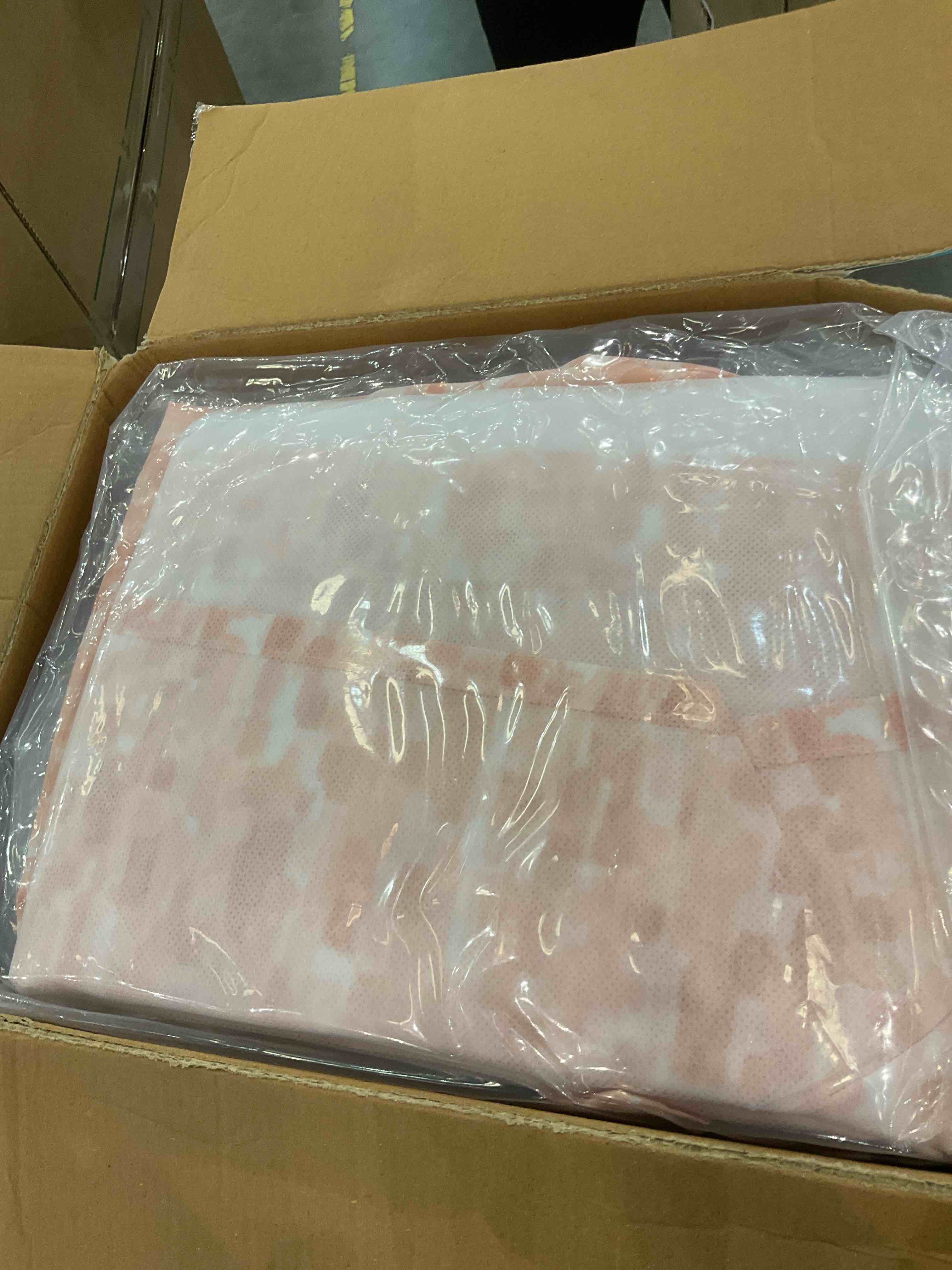 https://s3.amazonaws.com/lotting-images-prod/bidfta/EXS00918217_1701788734958.jpeg