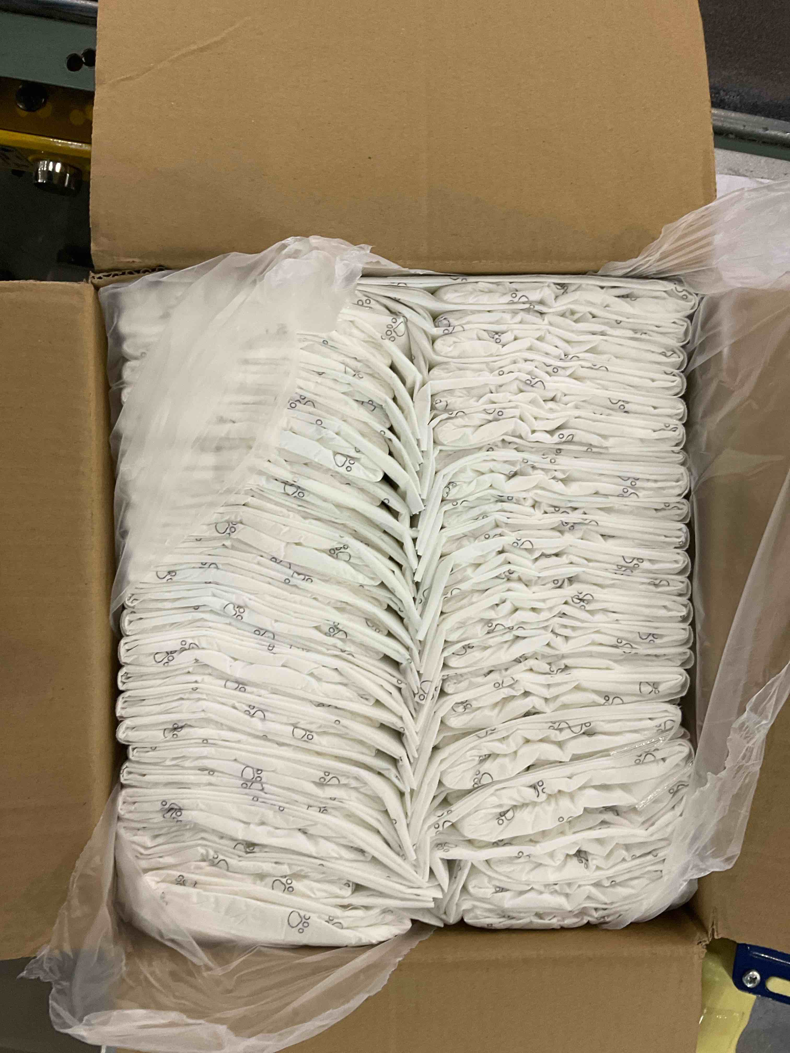 https://s3.amazonaws.com/lotting-images-prod/bidfta/EXS00918310_1701867558566.jpeg