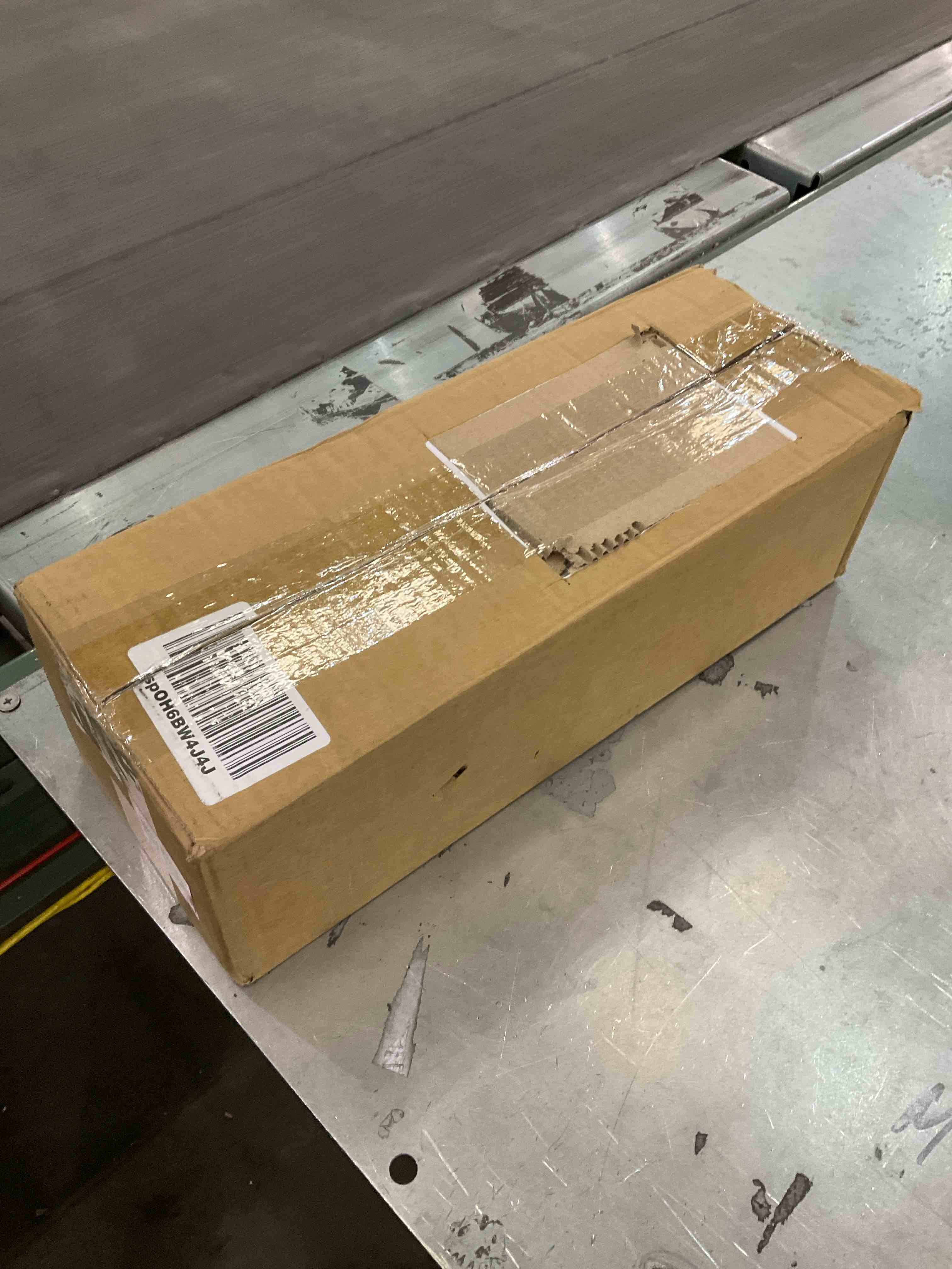 https://s3.amazonaws.com/lotting-images-prod/bidfta/EXS00919271_1701357541814.jpeg