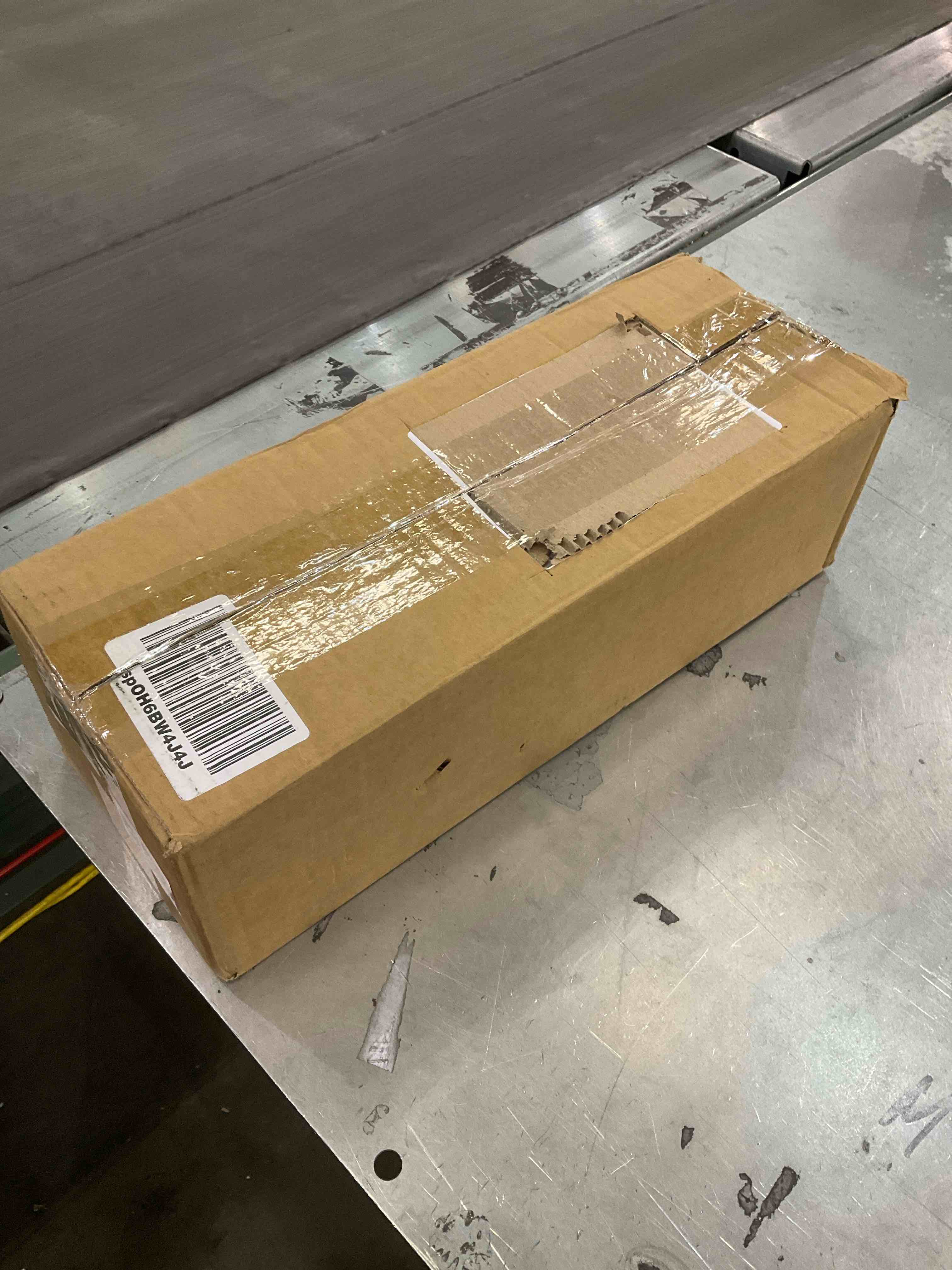 https://s3.amazonaws.com/lotting-images-prod/bidfta/EXS00919271_1701357542964.jpeg
