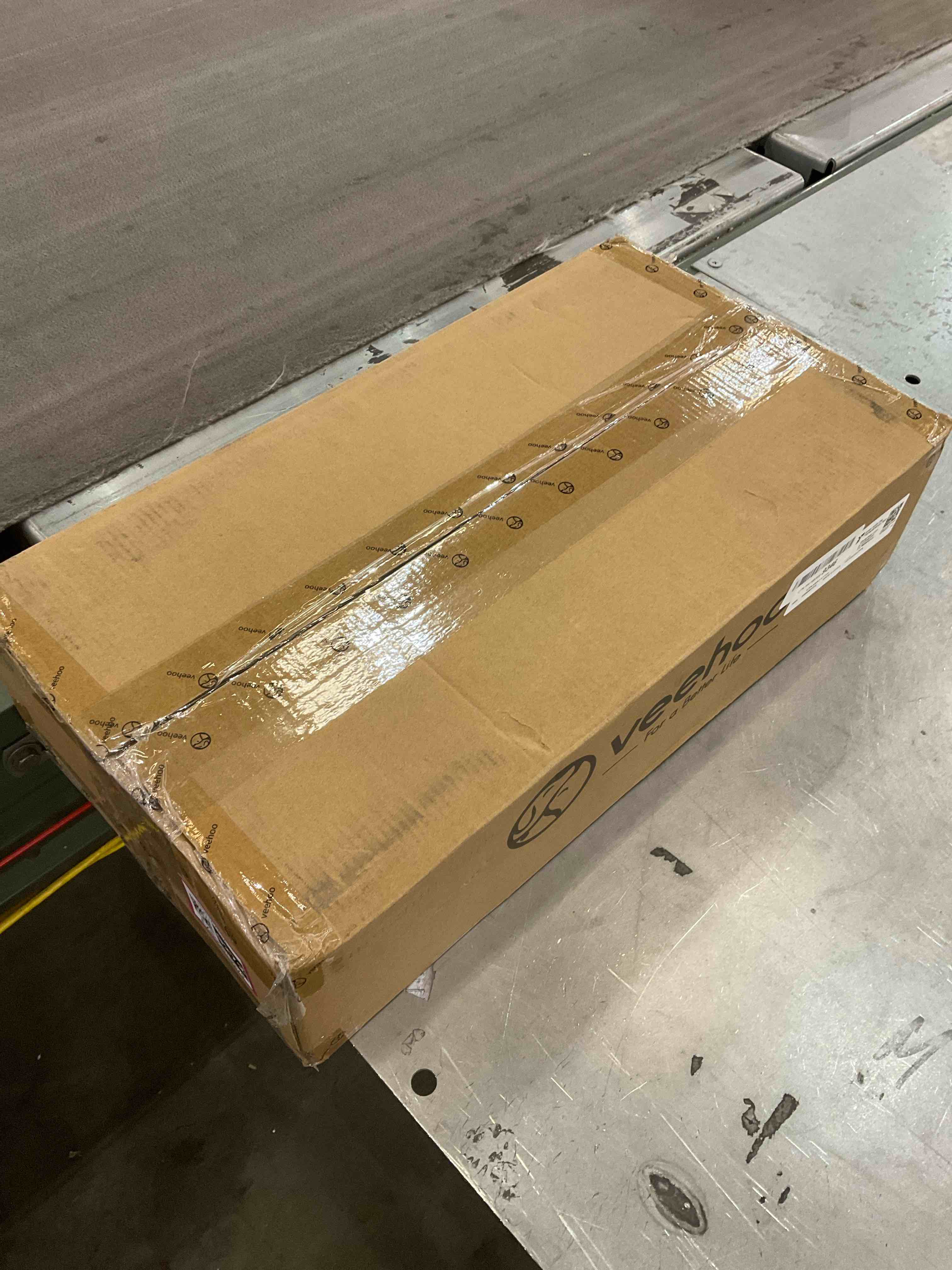 https://s3.amazonaws.com/lotting-images-prod/bidfta/EXS00919272_1701357625070.jpeg