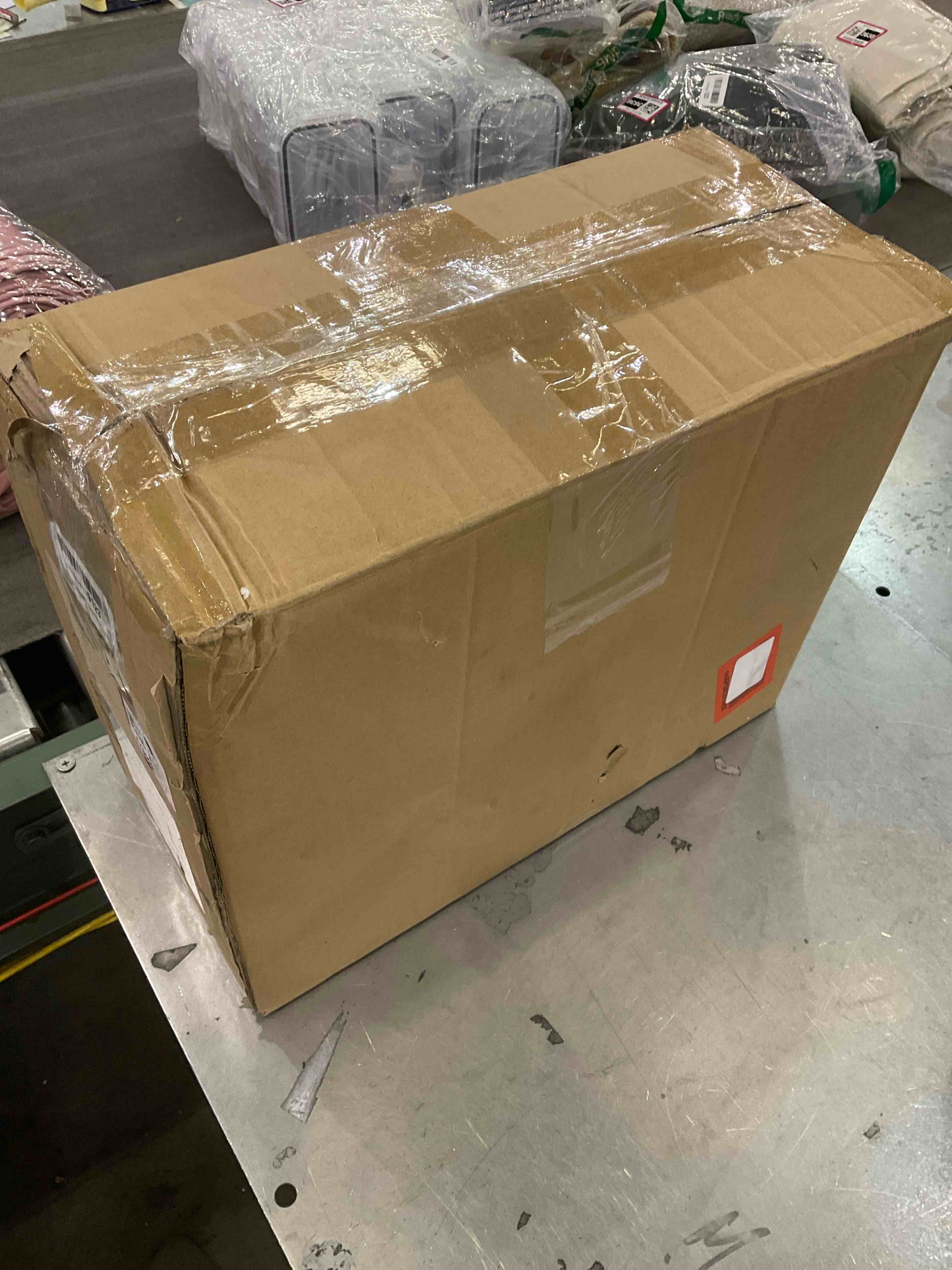 https://s3.amazonaws.com/lotting-images-prod/bidfta/EXS00919279_1701358320236.jpeg