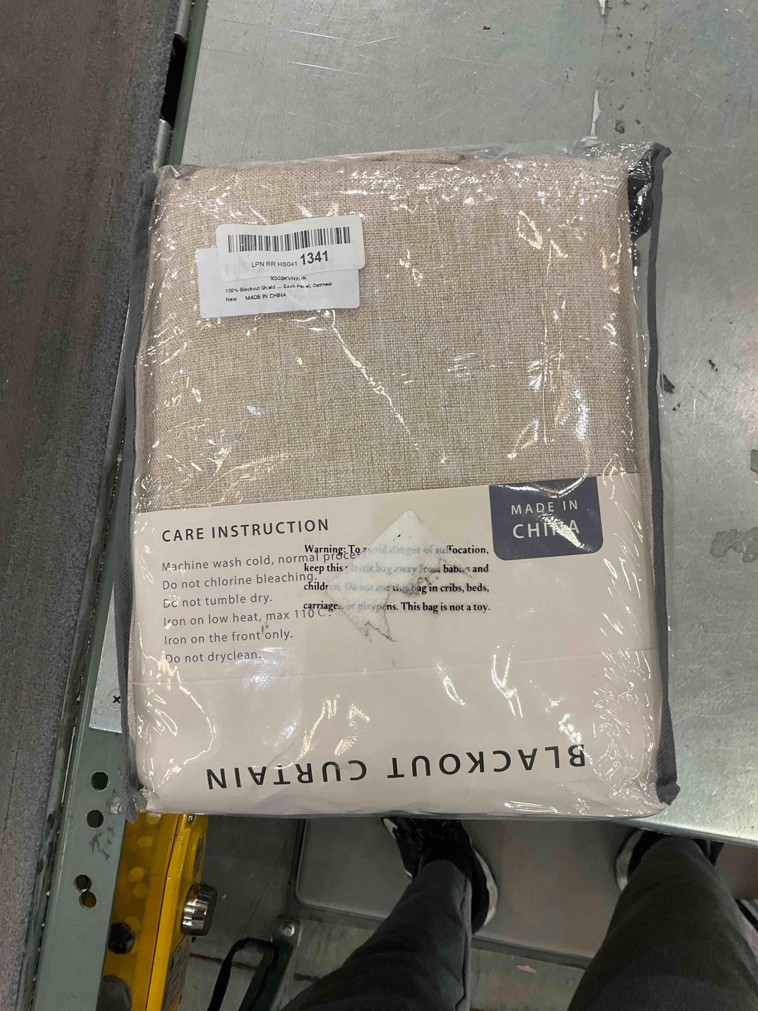 https://s3.amazonaws.com/lotting-images-prod/bidfta/EXS00919859_1702404070139.jpeg