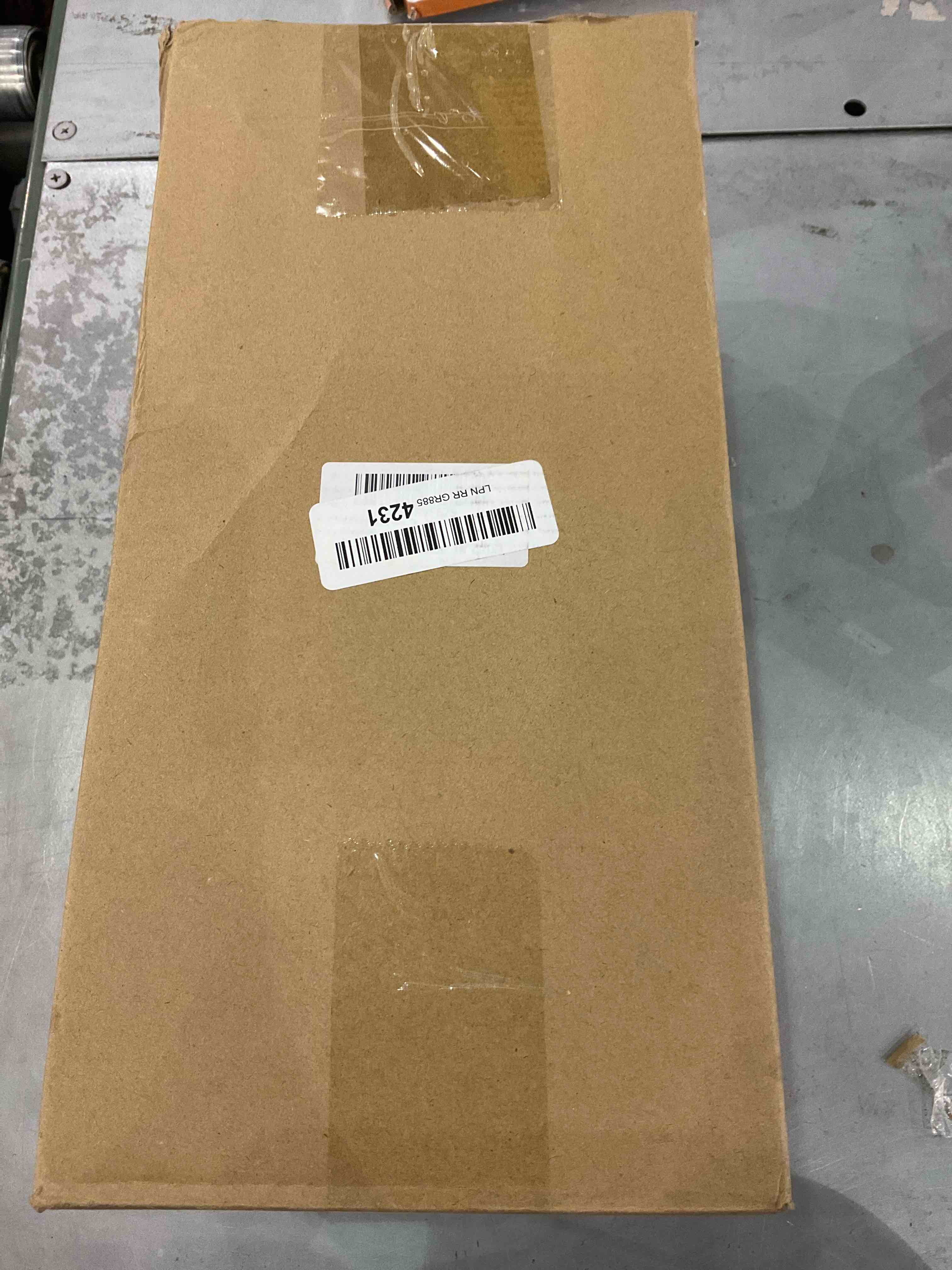 https://s3.amazonaws.com/lotting-images-prod/bidfta/EXS00920092_1701347009217.jpeg