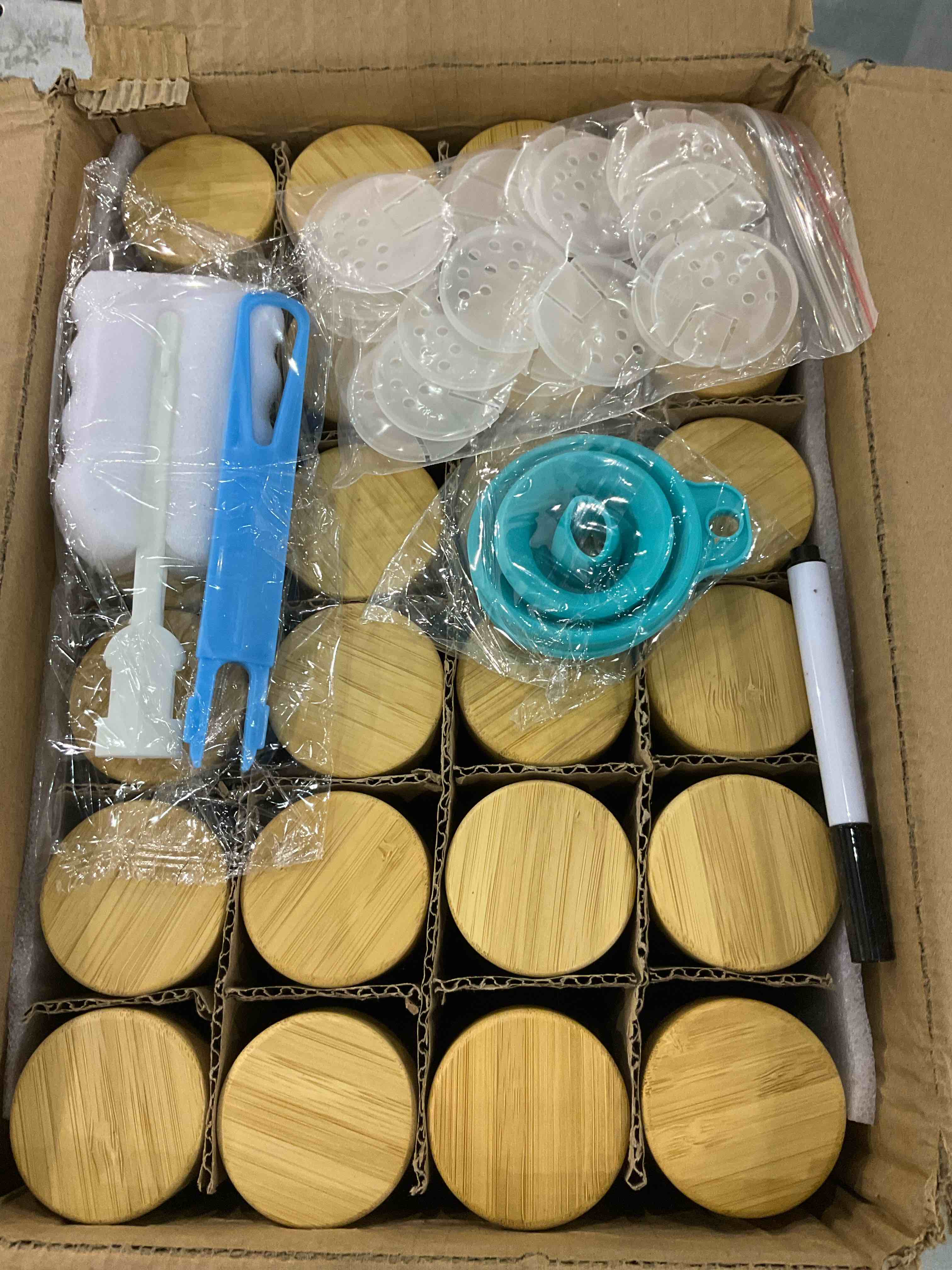 https://s3.amazonaws.com/lotting-images-prod/bidfta/EXS00920424_1701695359396.jpeg