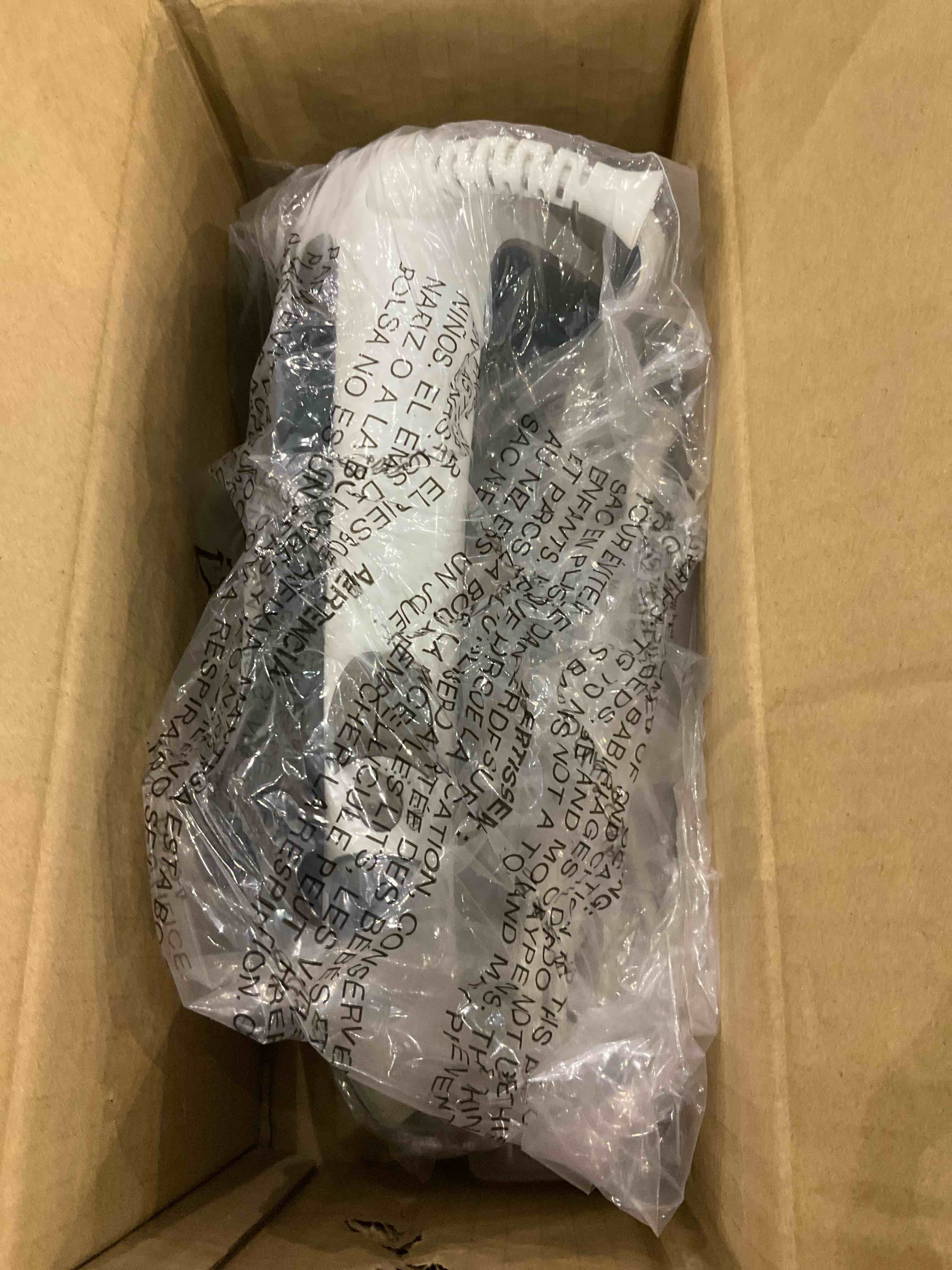 https://s3.amazonaws.com/lotting-images-prod/bidfta/EXS00920430_1701695835349.jpeg