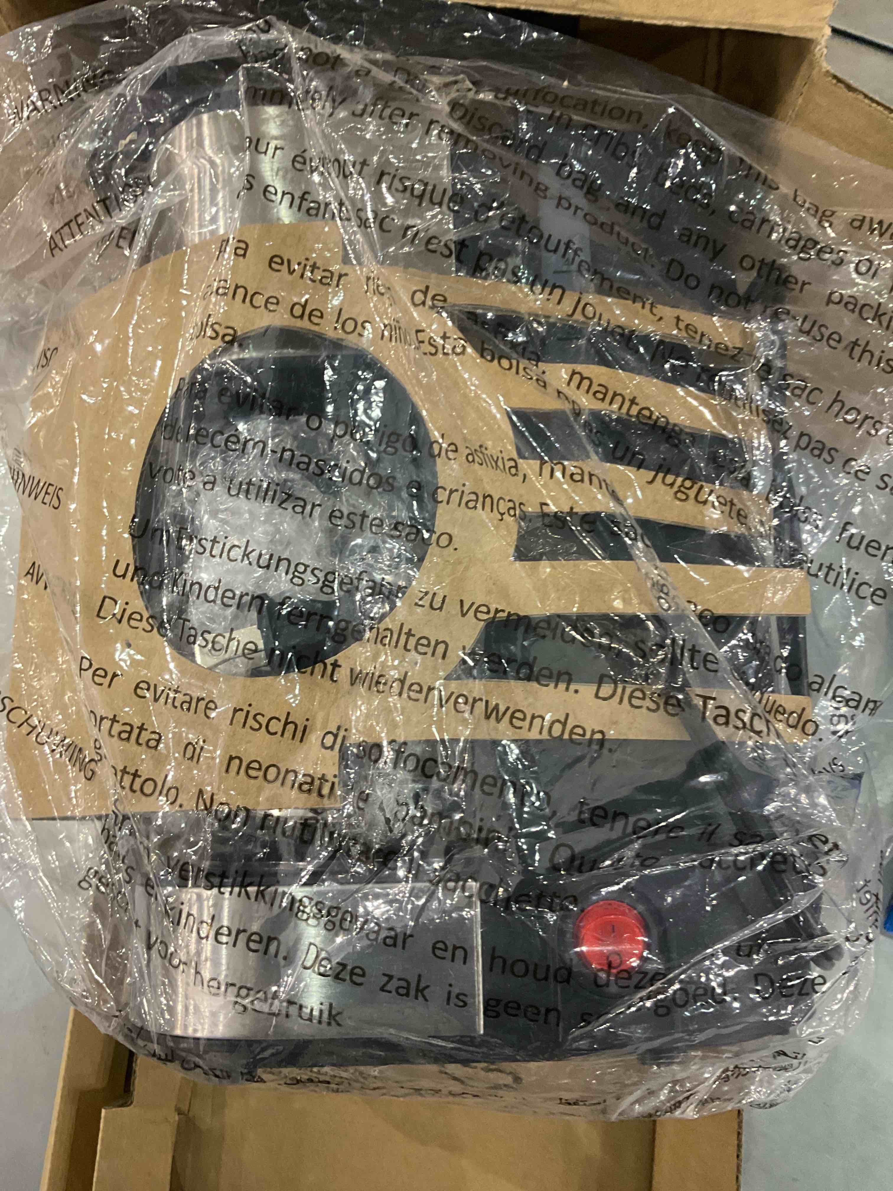 https://s3.amazonaws.com/lotting-images-prod/bidfta/EXS00920433_1701696155773.jpeg
