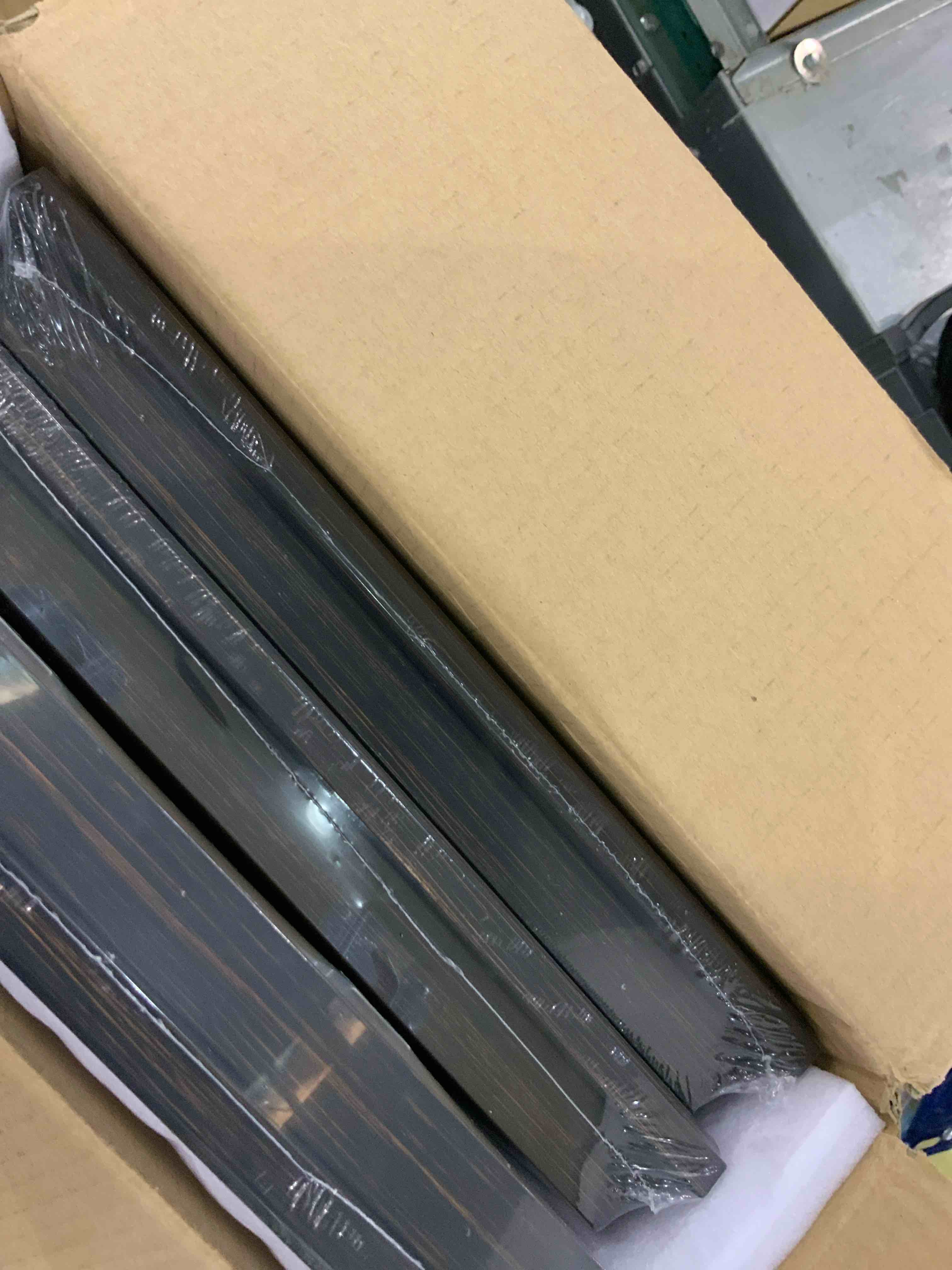 https://s3.amazonaws.com/lotting-images-prod/bidfta/EXS00920694_1701265454352.jpeg