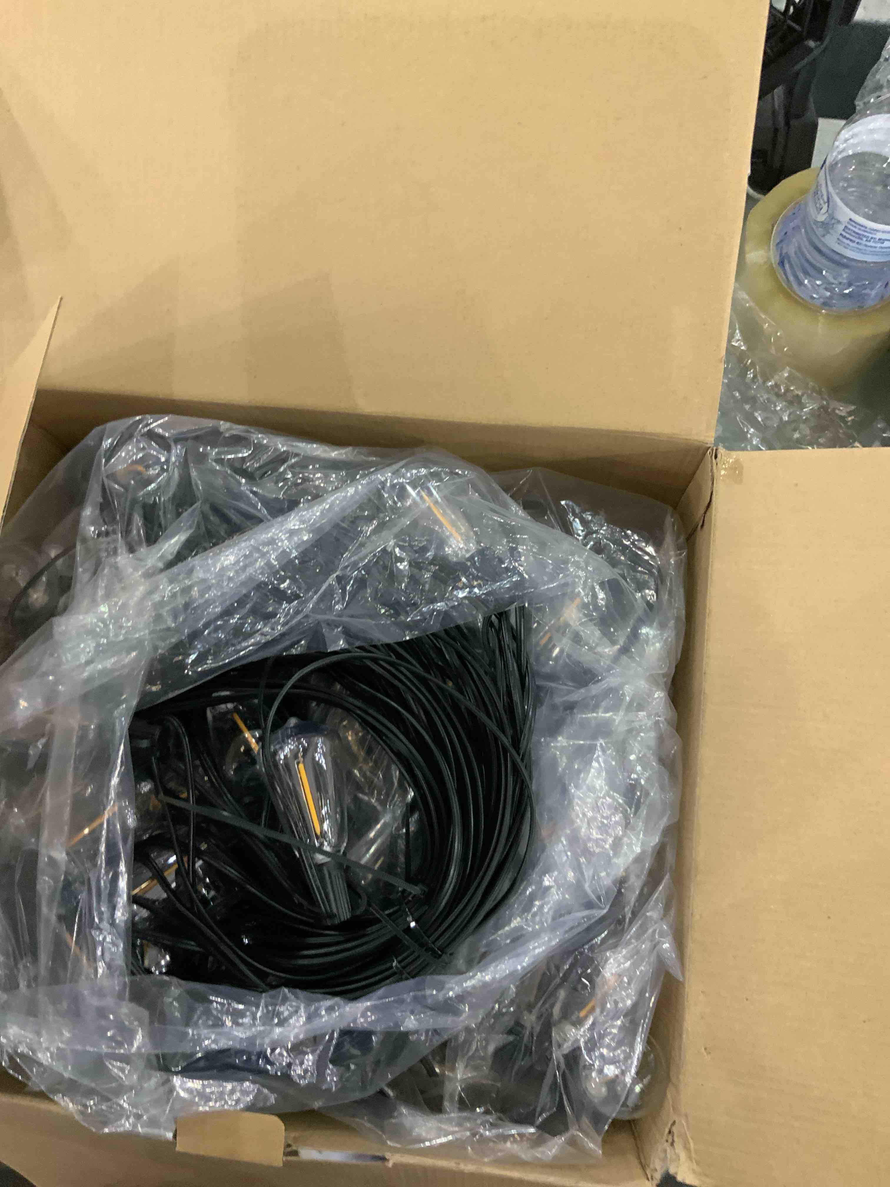 https://s3.amazonaws.com/lotting-images-prod/bidfta/EXS00920715_1701271070170.jpeg