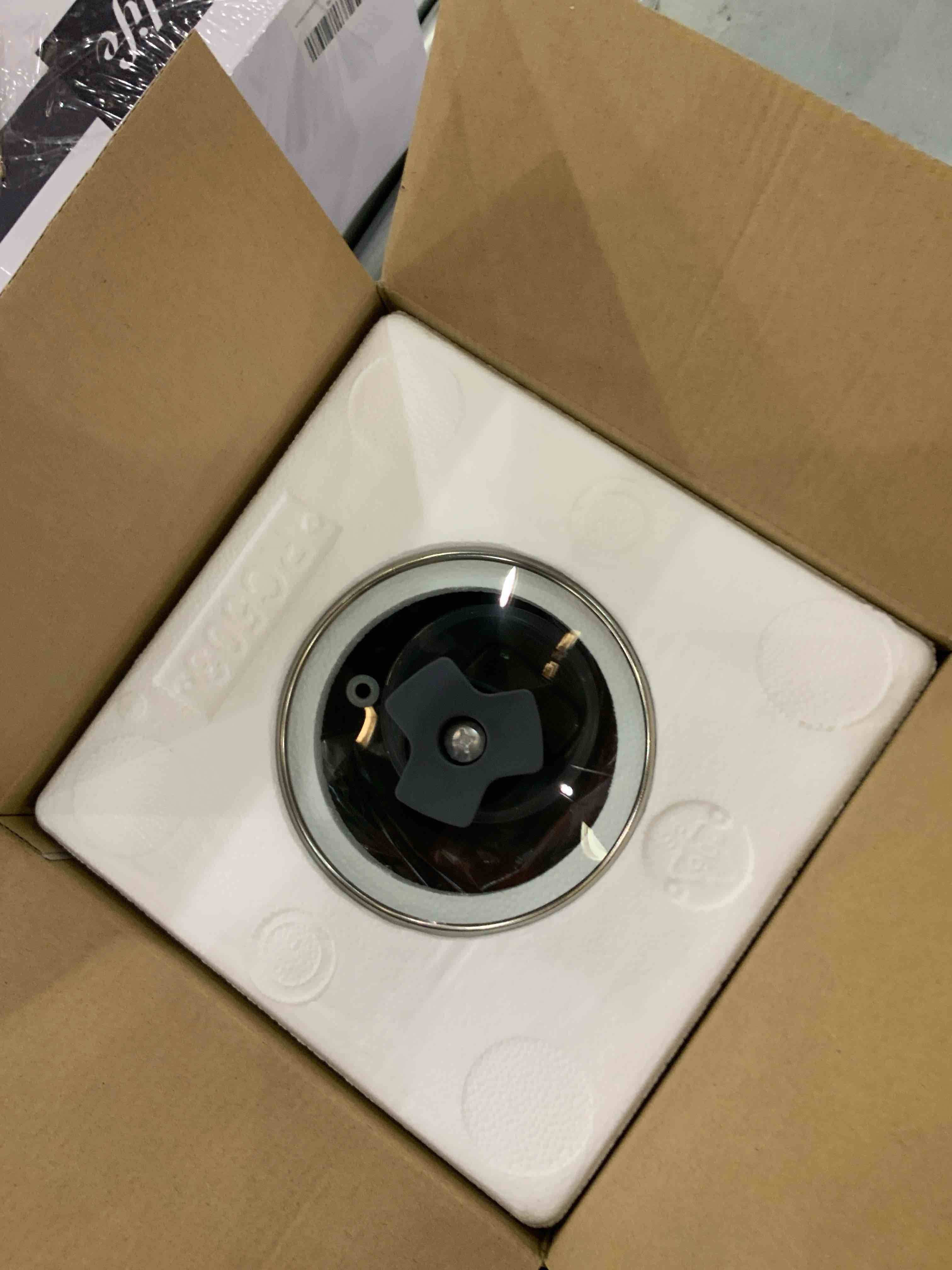 https://s3.amazonaws.com/lotting-images-prod/bidfta/EXS00920901_1701358723351.jpeg