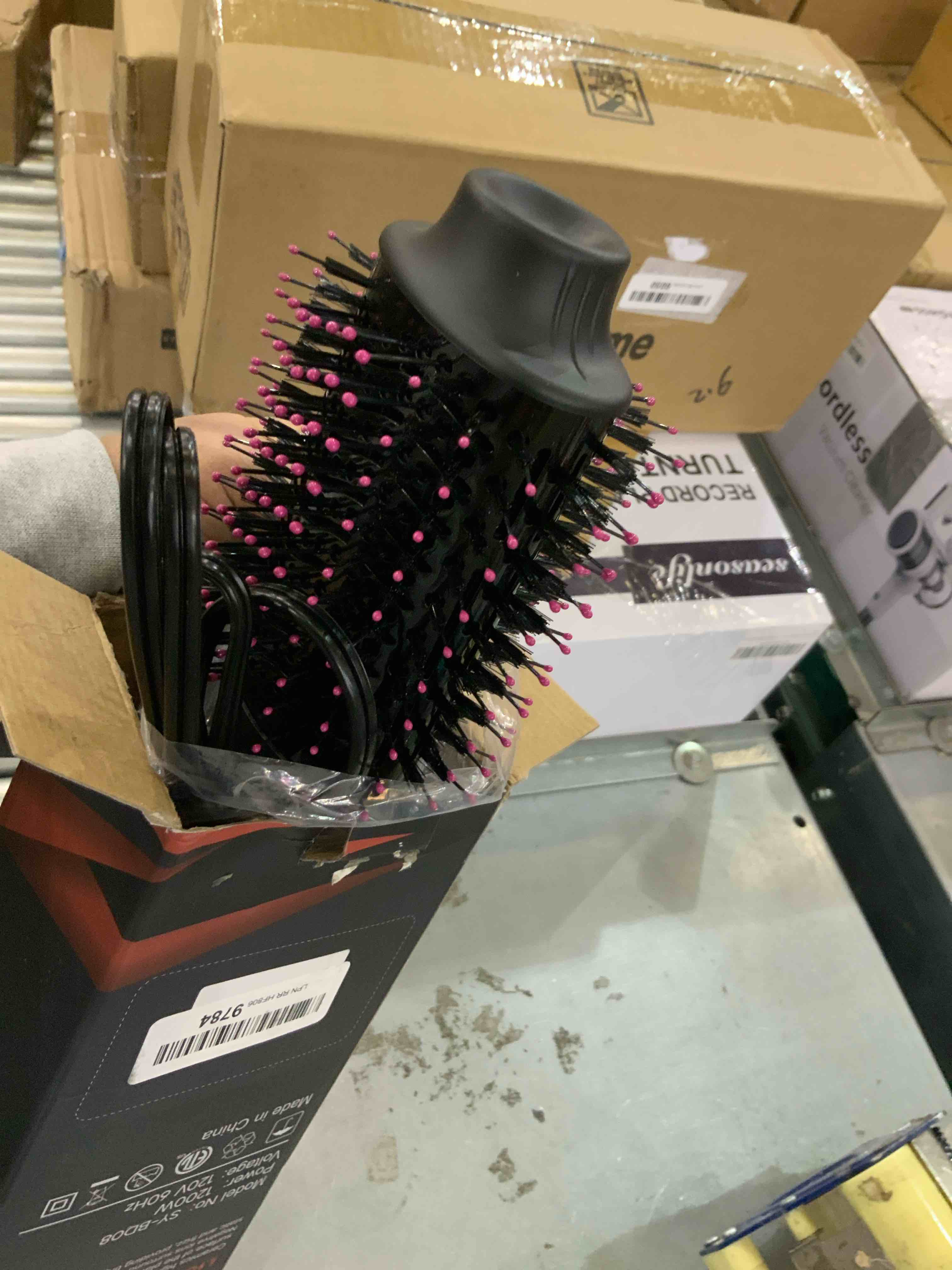 https://s3.amazonaws.com/lotting-images-prod/bidfta/EXS00920924_1701361678125.jpeg