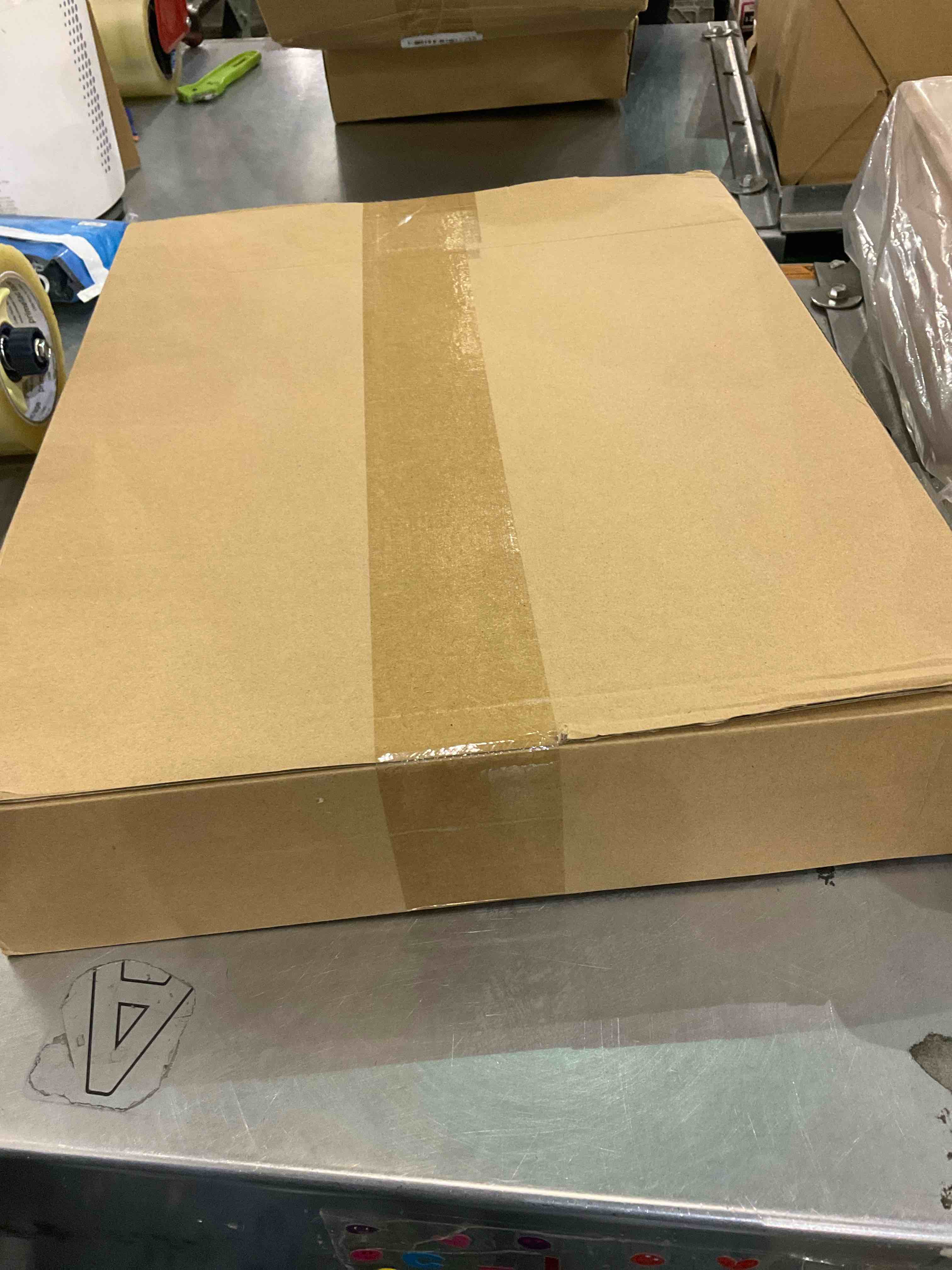 https://s3.amazonaws.com/lotting-images-prod/bidfta/EXS00921001_1702561336901.jpeg
