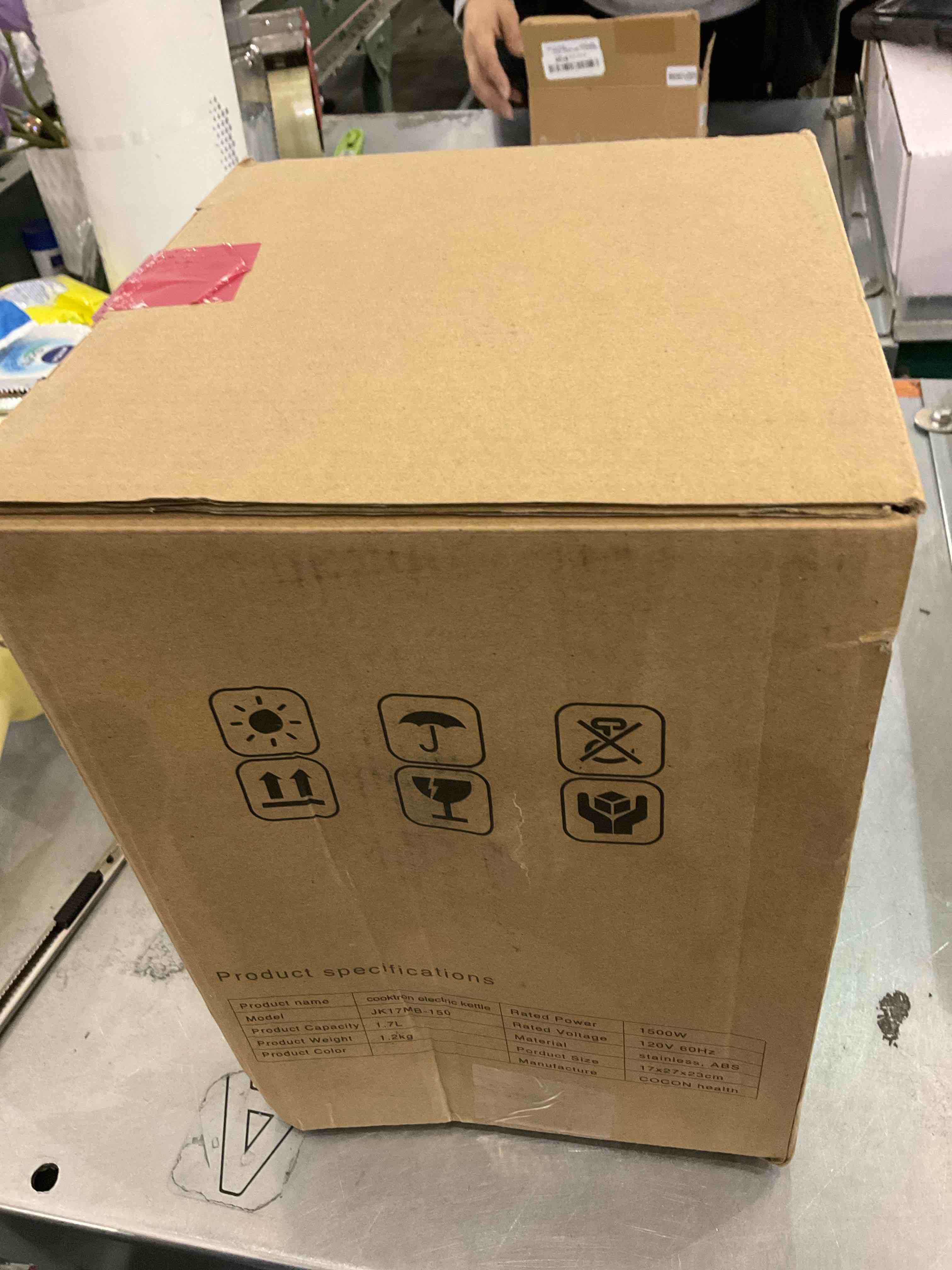 https://s3.amazonaws.com/lotting-images-prod/bidfta/EXS00921094_1702572161518.jpeg