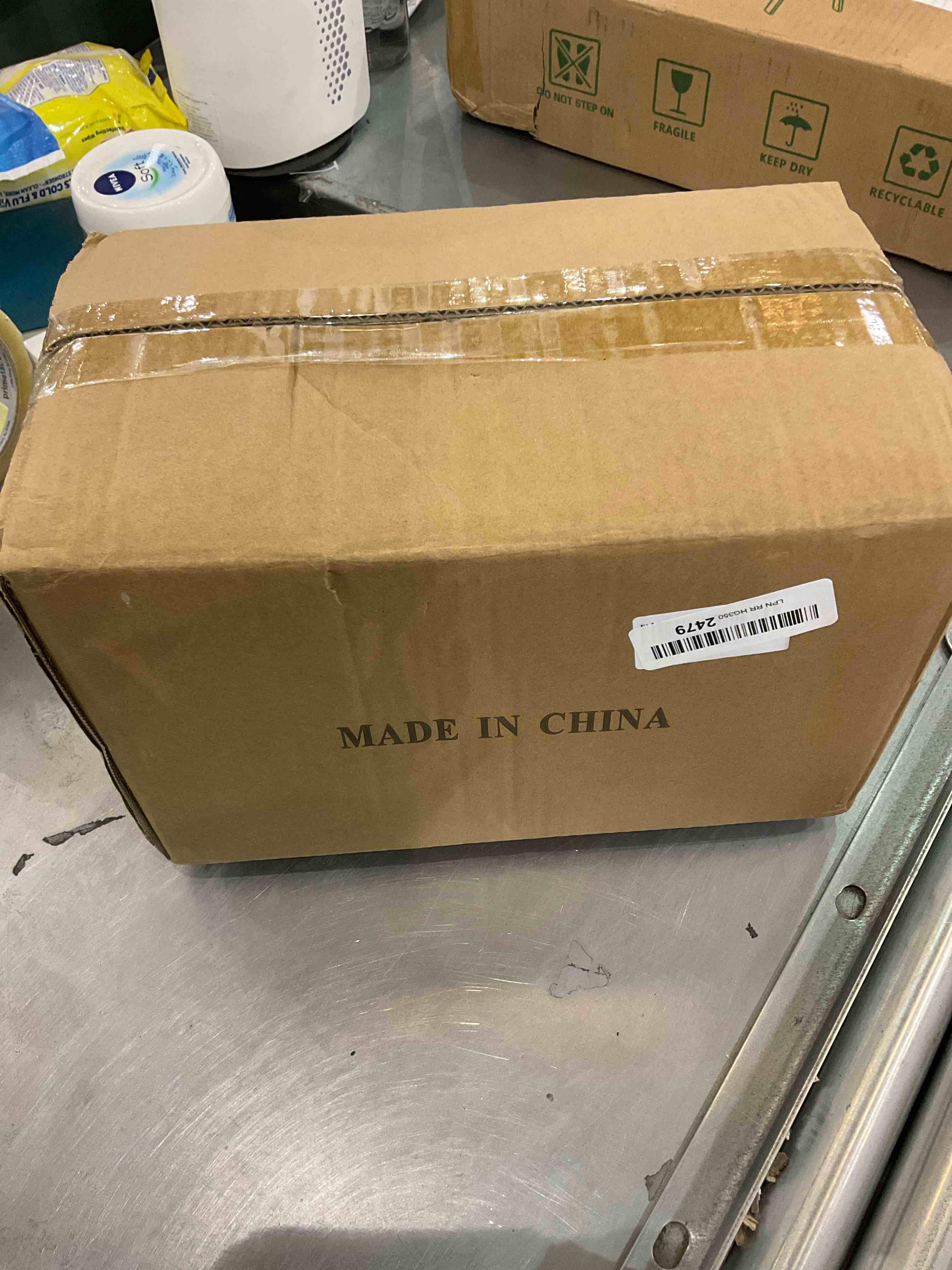 https://s3.amazonaws.com/lotting-images-prod/bidfta/EXS00921107_1702576347329.jpeg