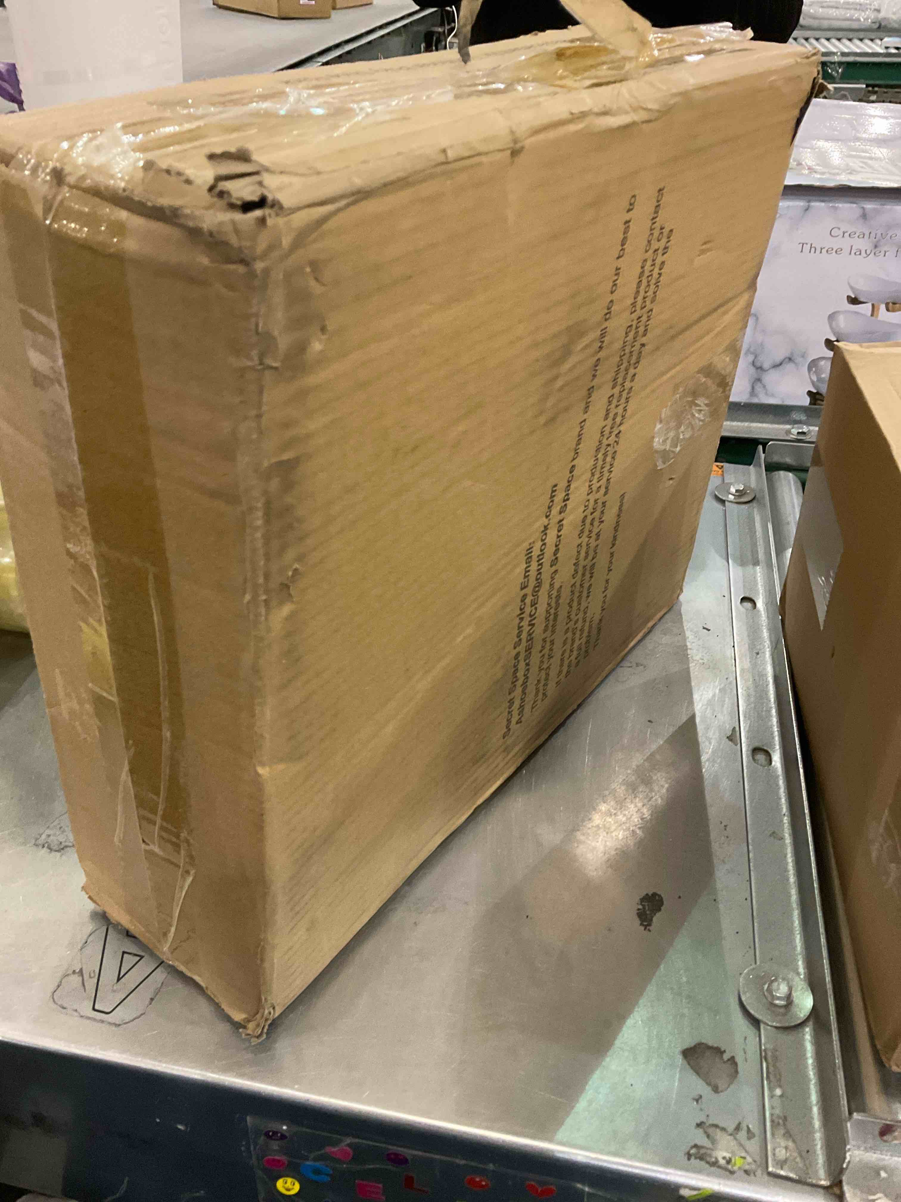 https://s3.amazonaws.com/lotting-images-prod/bidfta/EXS00921220_1702650629222.jpeg
