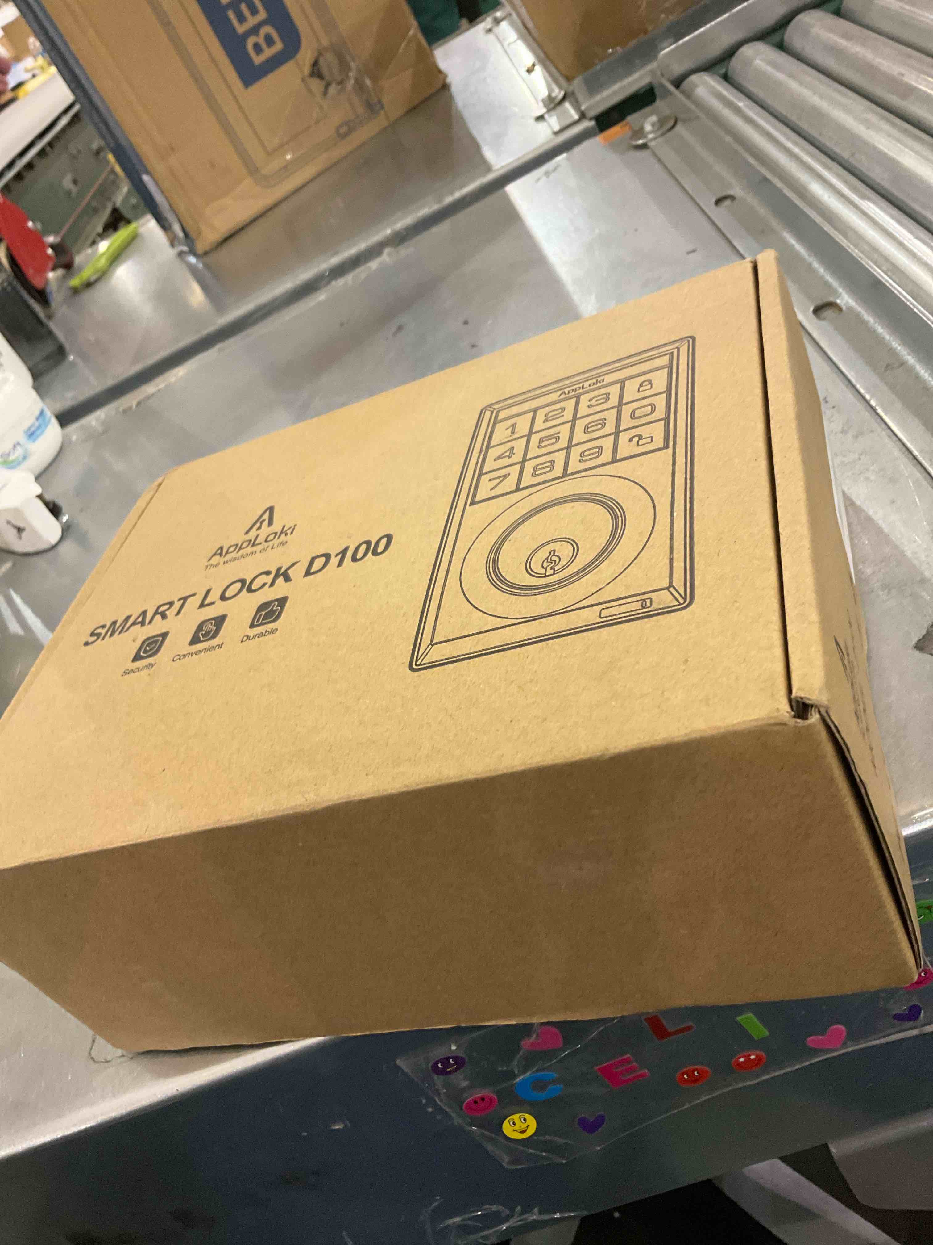 https://s3.amazonaws.com/lotting-images-prod/bidfta/EXS00921300_1702657361858.jpeg