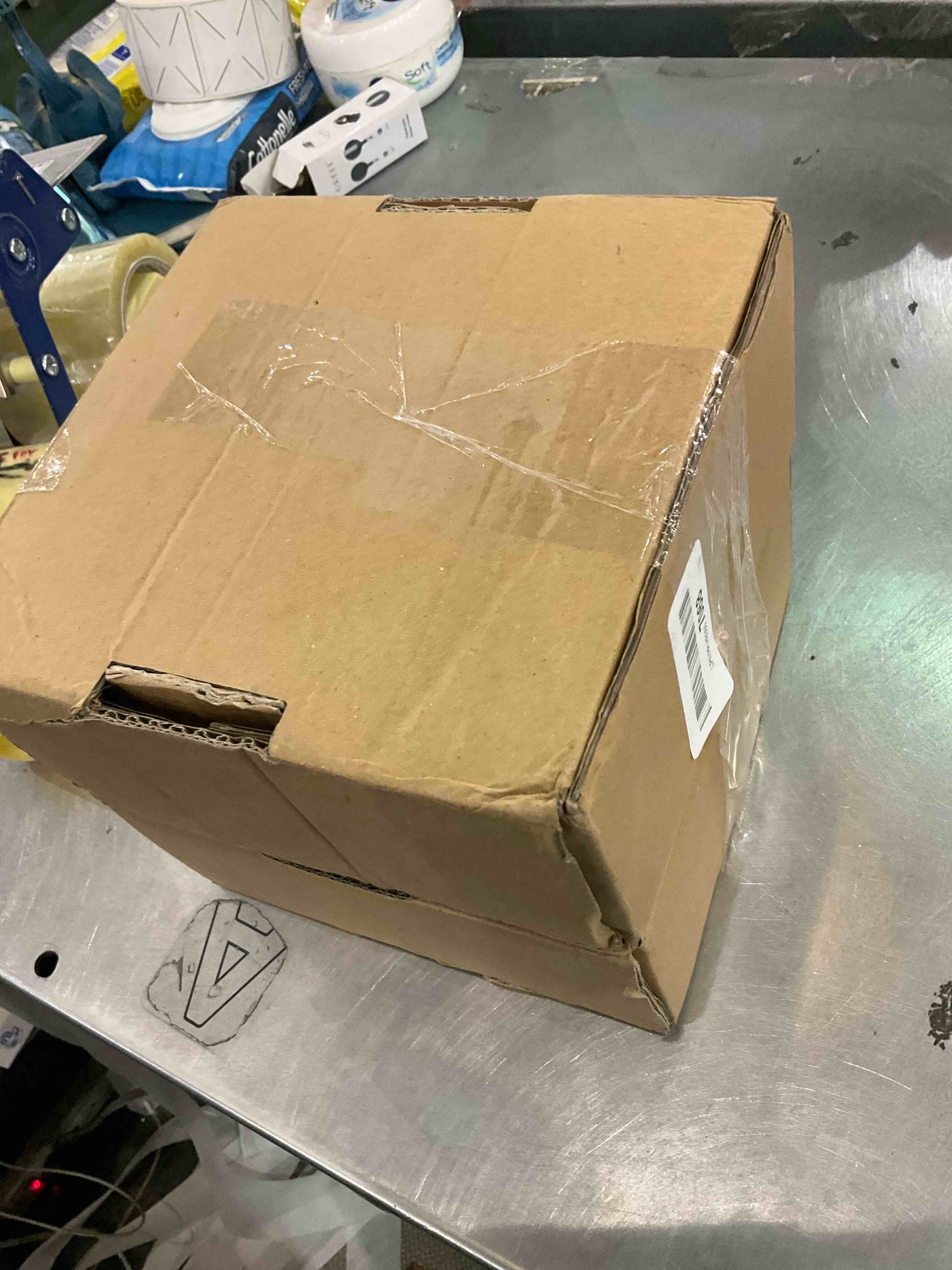 https://s3.amazonaws.com/lotting-images-prod/bidfta/EXS00921377_1702671243990.jpeg