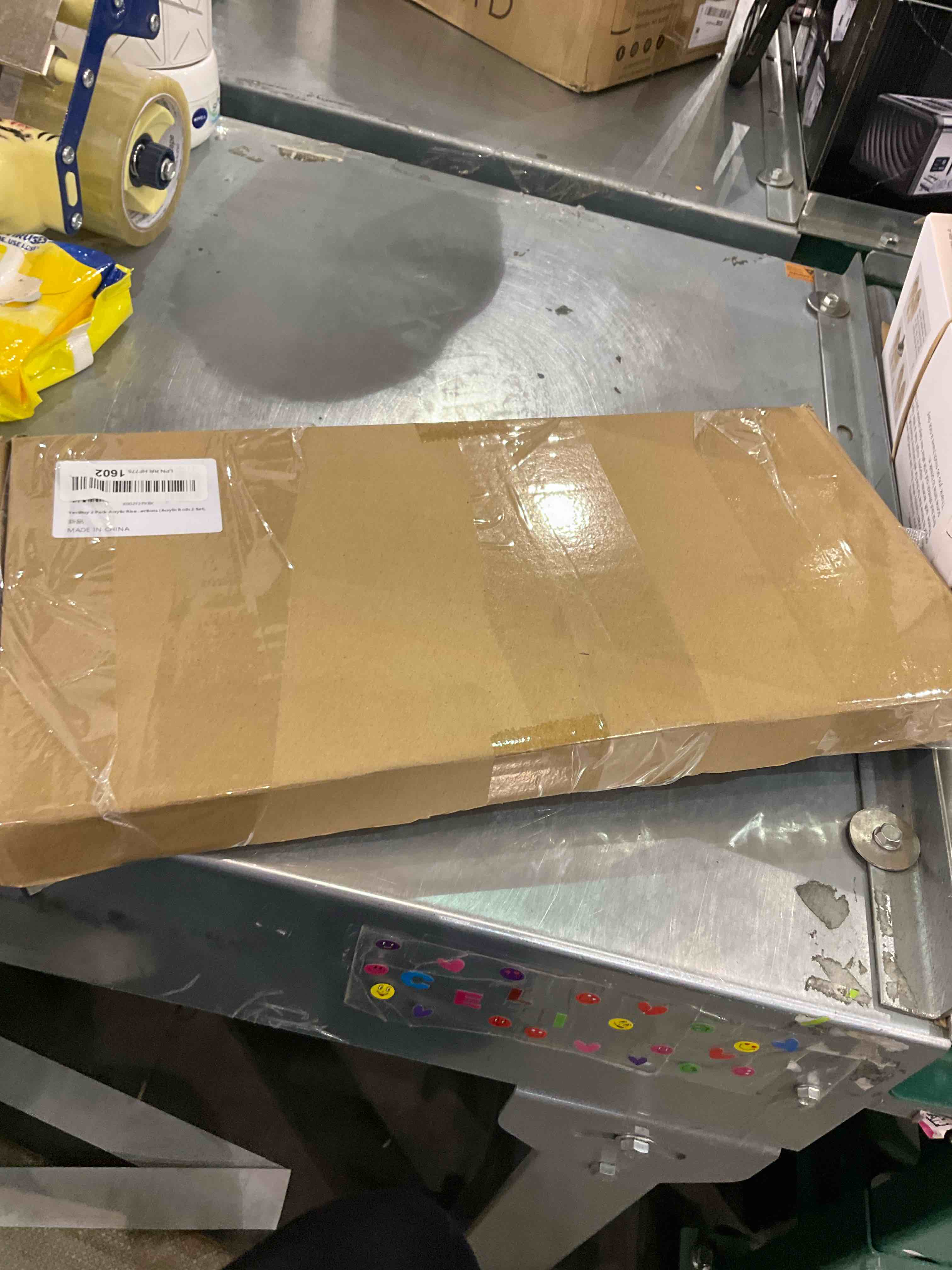 https://s3.amazonaws.com/lotting-images-prod/bidfta/EXS00921432_1702907459546.jpeg