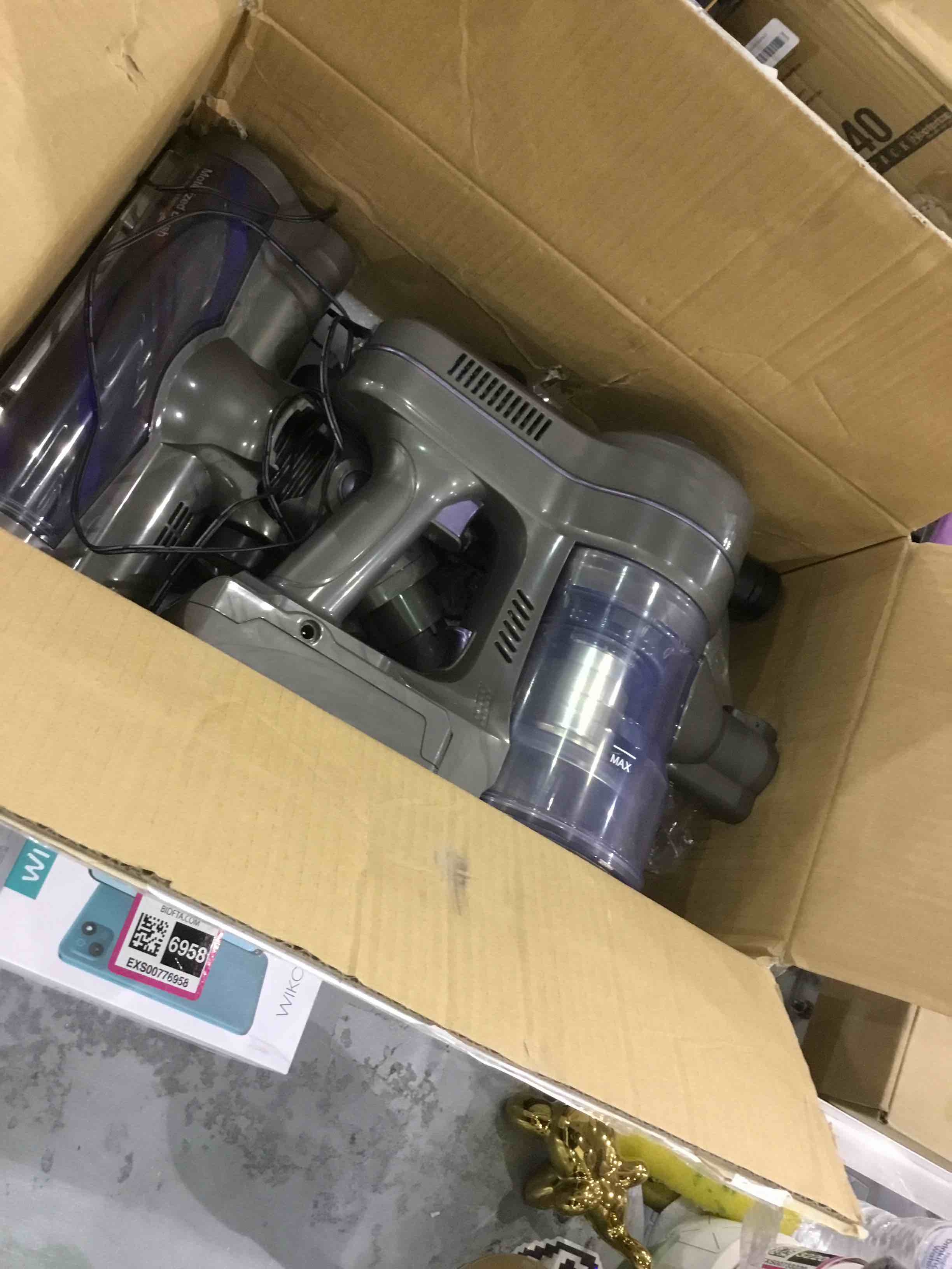 https://s3.amazonaws.com/lotting-images-prod/bidfta/EXS00922158_1702470469523.jpeg