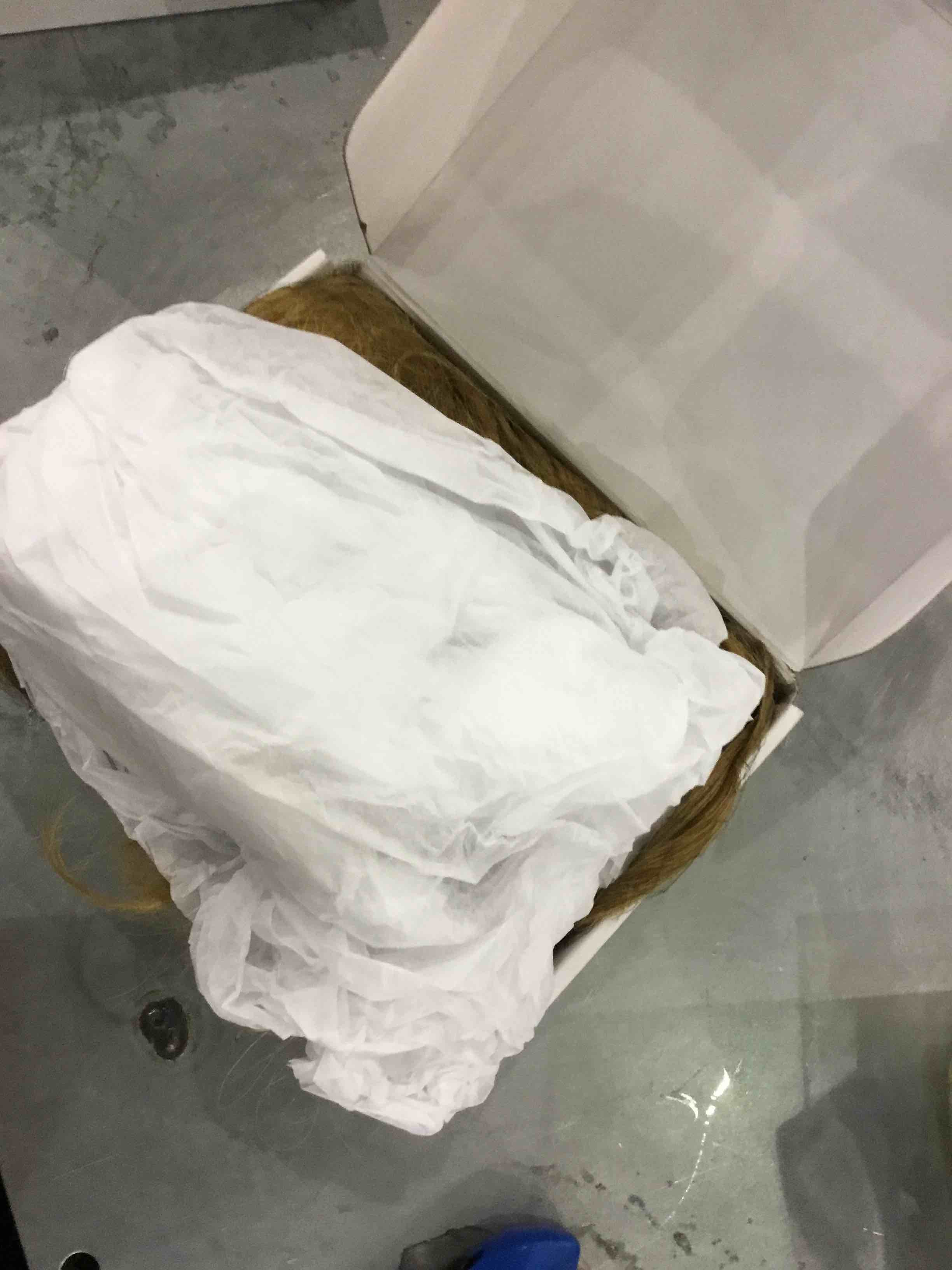 https://s3.amazonaws.com/lotting-images-prod/bidfta/EXS00922160_1702471892190.jpeg