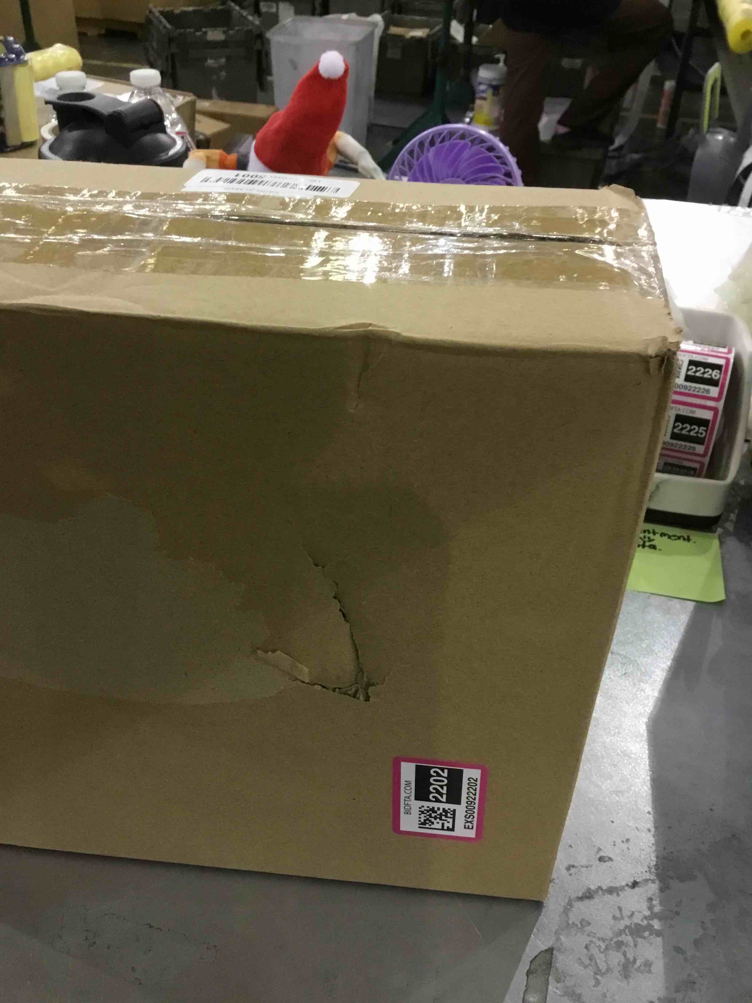 https://s3.amazonaws.com/lotting-images-prod/bidfta/EXS00922202_1702478344395.jpeg