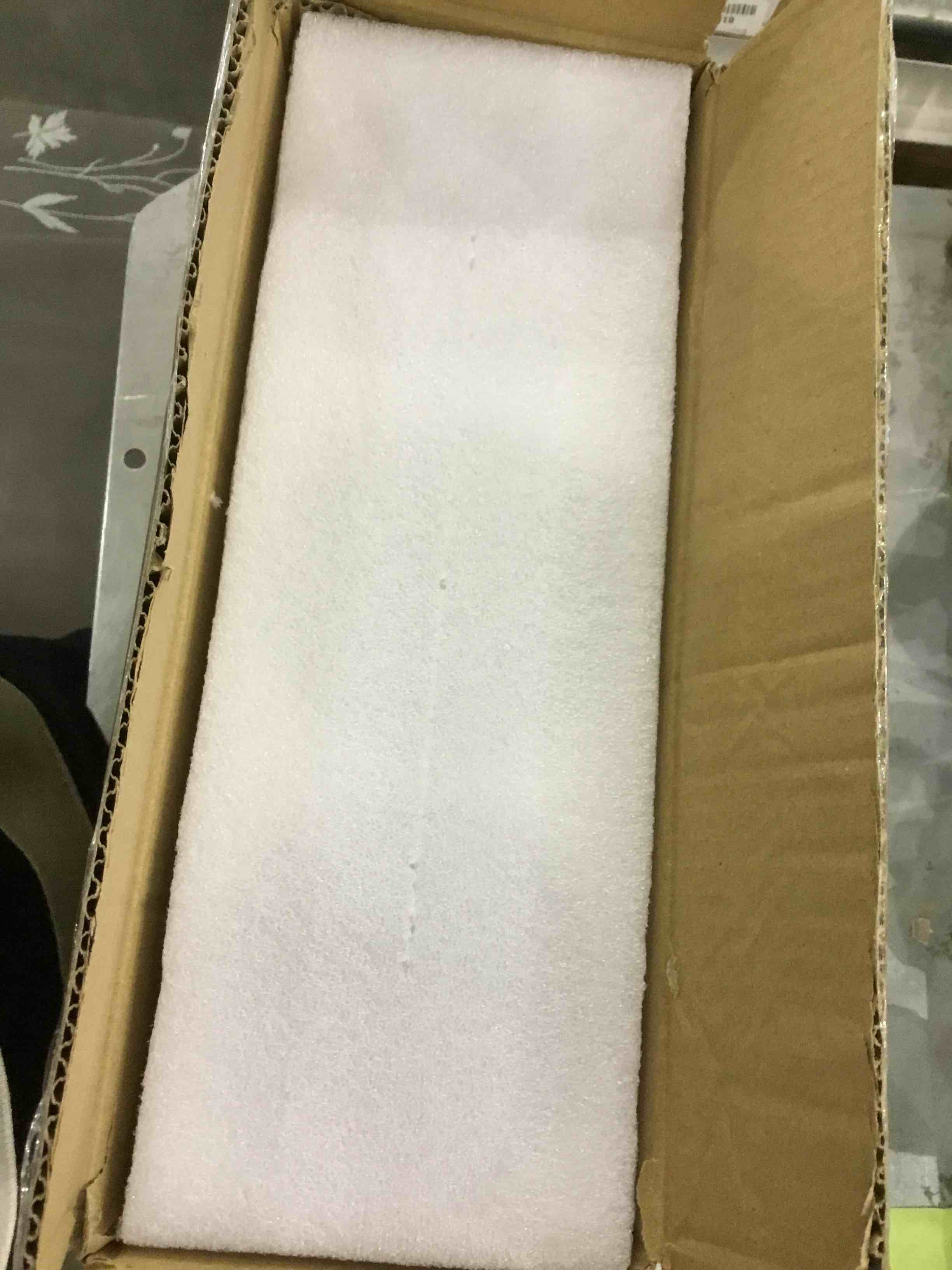 https://s3.amazonaws.com/lotting-images-prod/bidfta/EXS00922202_1702478380888.jpeg