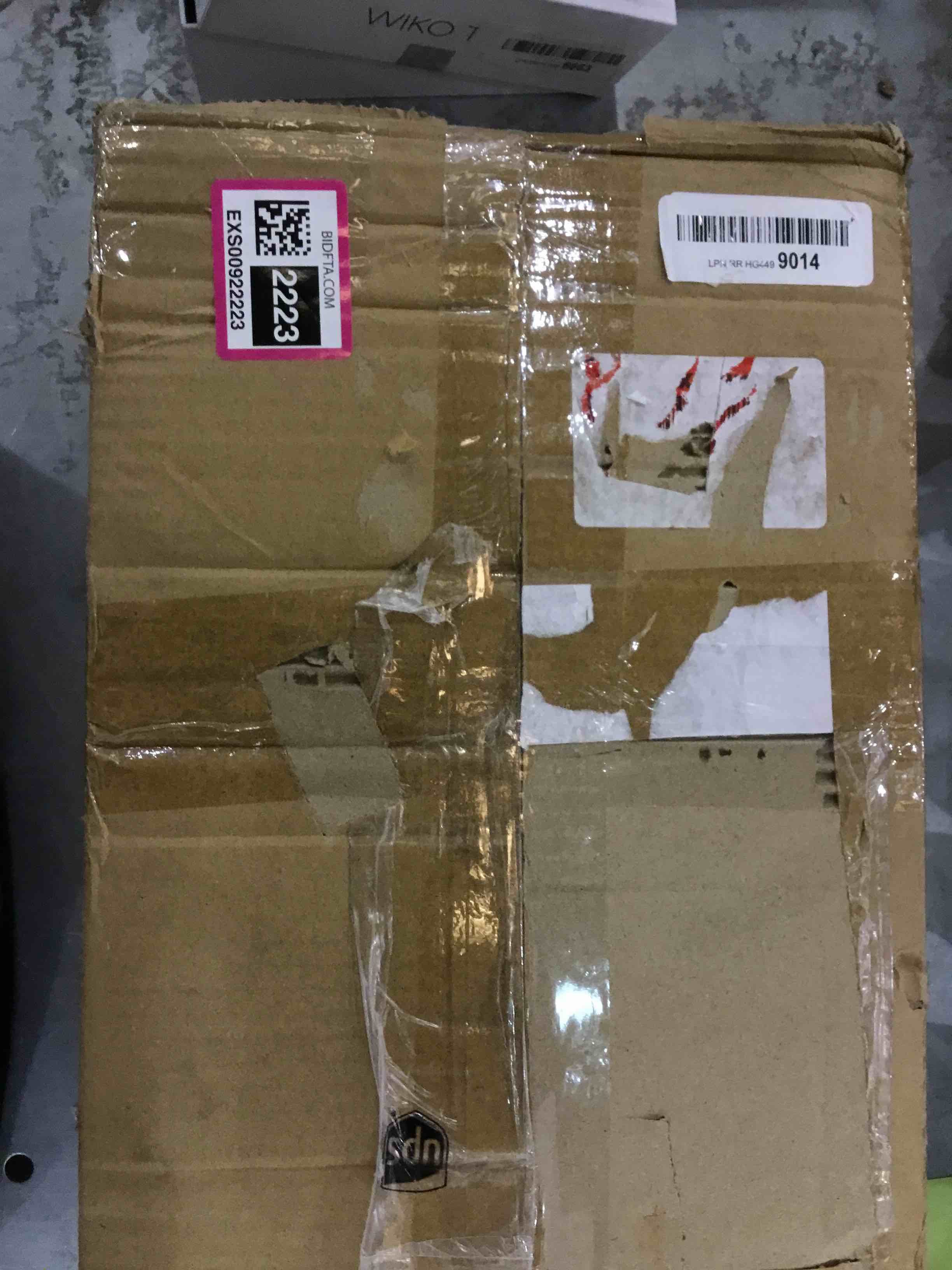 https://s3.amazonaws.com/lotting-images-prod/bidfta/EXS00922223_1702480602430.jpeg
